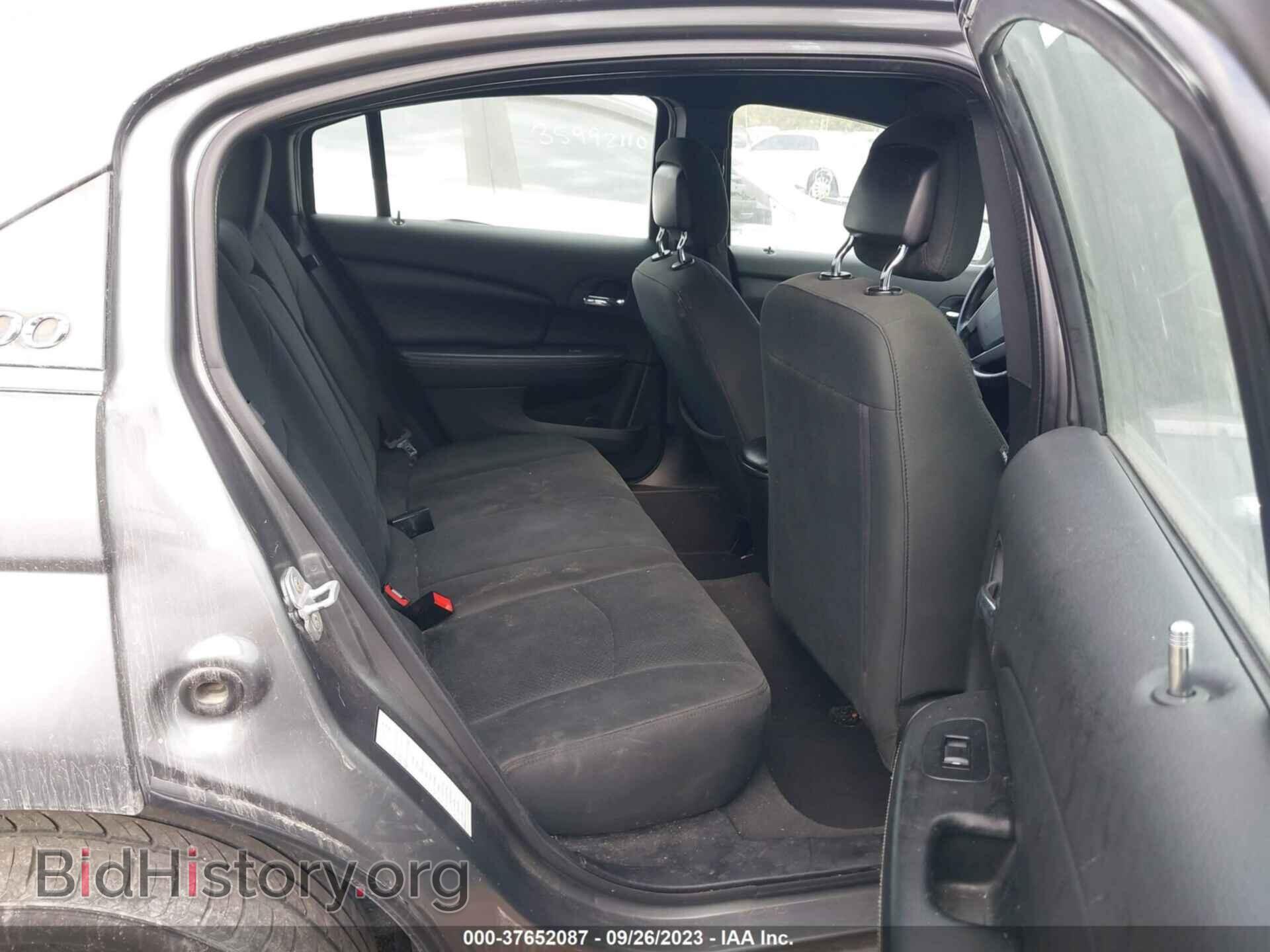 2012 CHRYSLER 200 - VIN: 1C3CCBCB2CN162687 - Фото 8