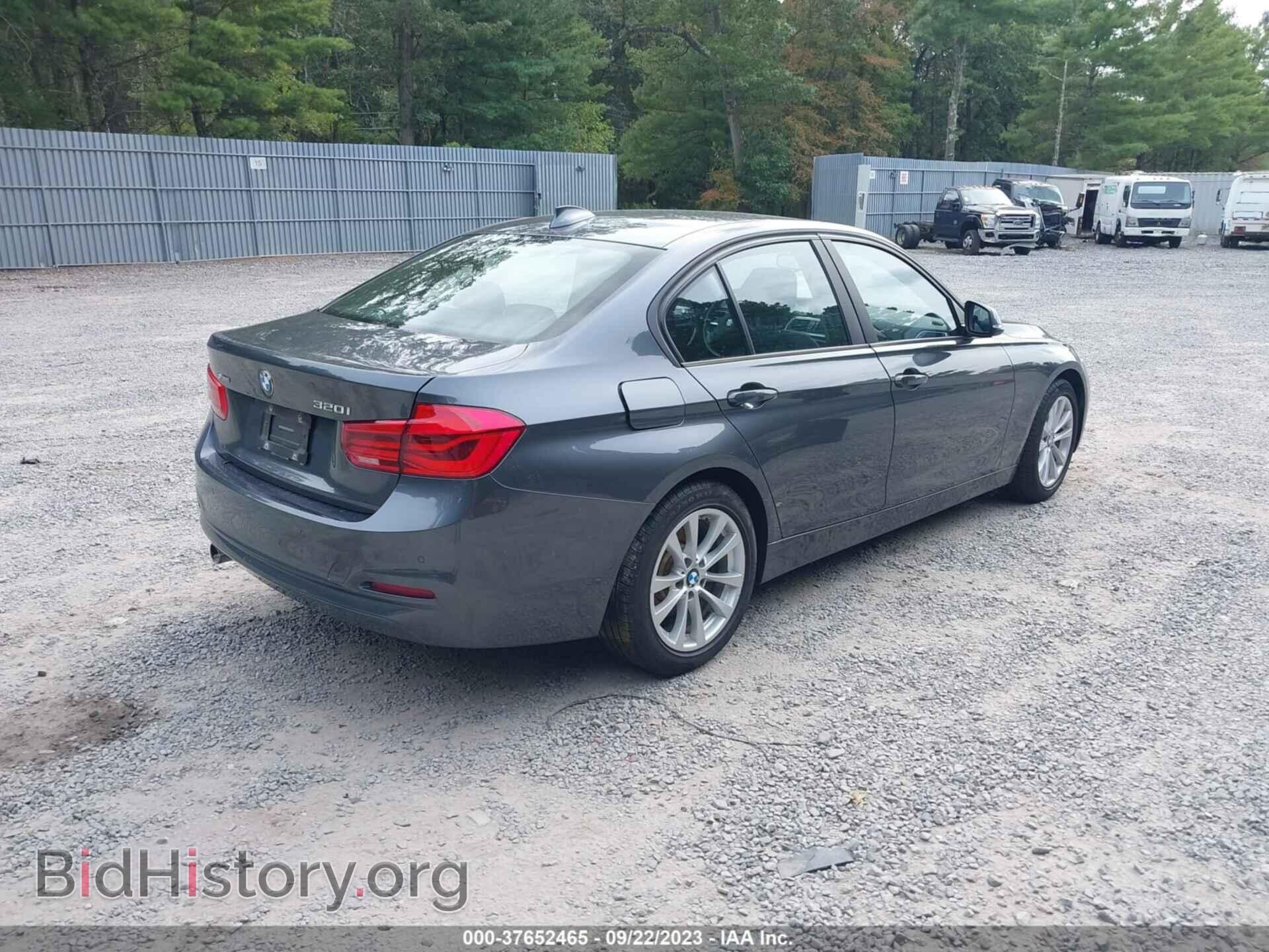 2016 BMW 3 SERIES - VIN: WBA8E5G53GNU19960 - Фото 4