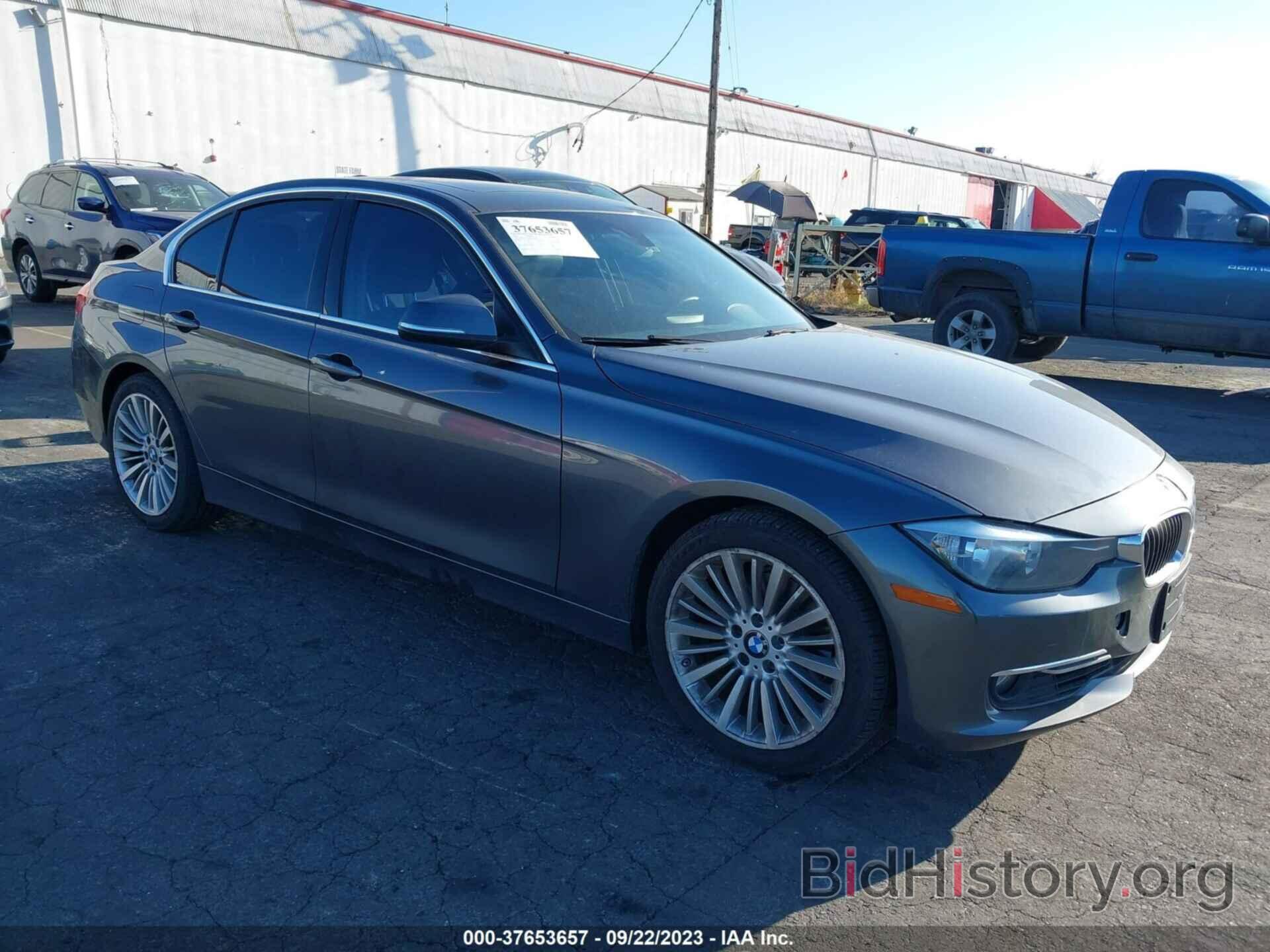 Photo WBA3C1C5XCF430098 - BMW 3 SERIES 2012