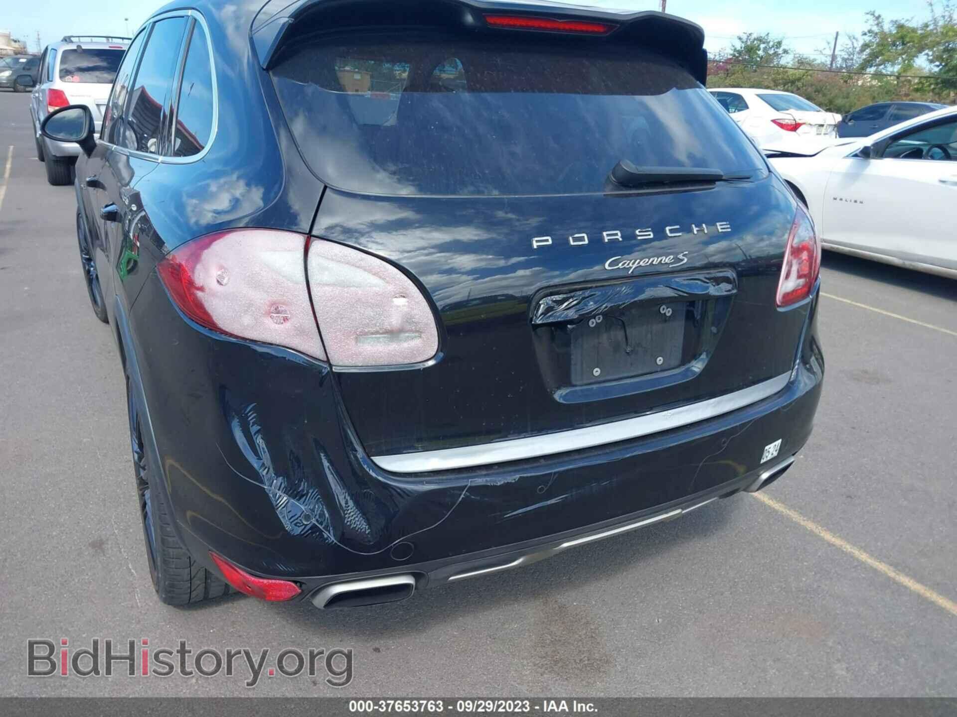 2011 PORSCHE CAYENNE - VIN: WP1AE2A29BLA91612 - Фото 6