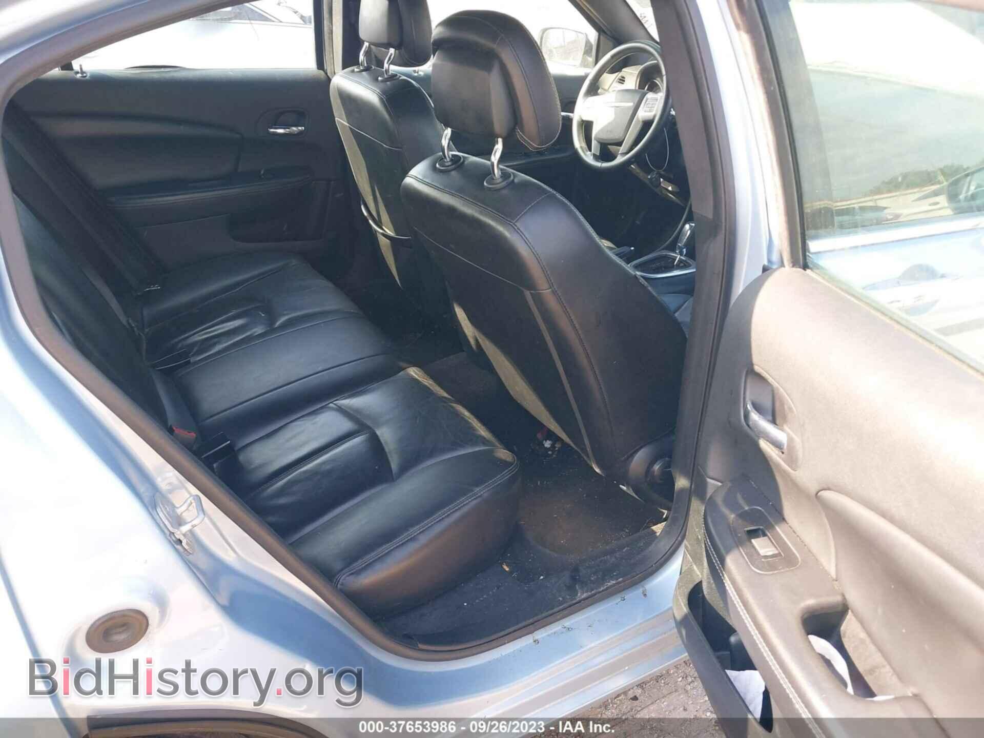 2012 CHRYSLER 200 - VIN: 1C3CCBCG6CN307788 - Фото 8