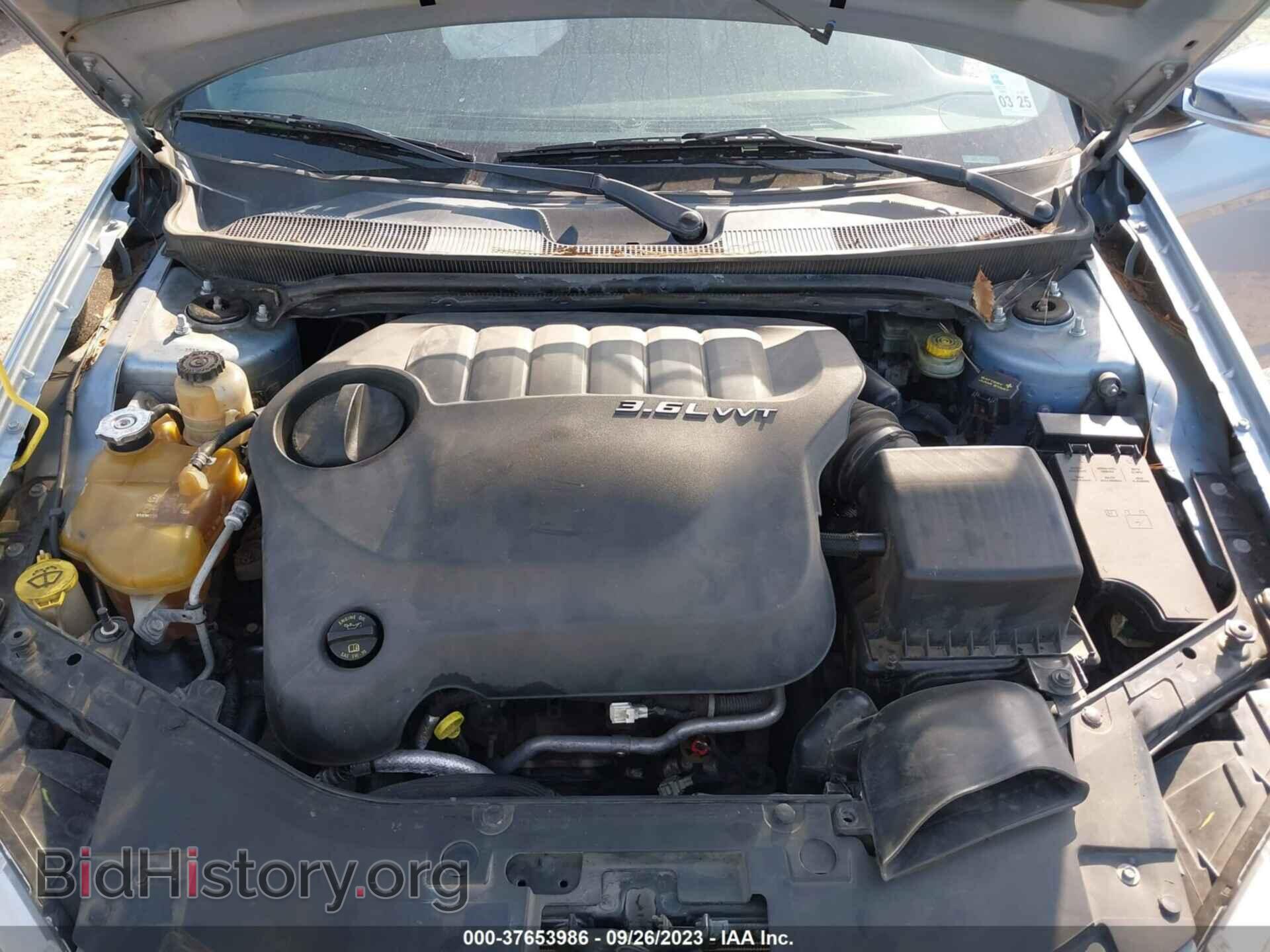 2012 CHRYSLER 200 - VIN: 1C3CCBCG6CN307788 - Фото 10