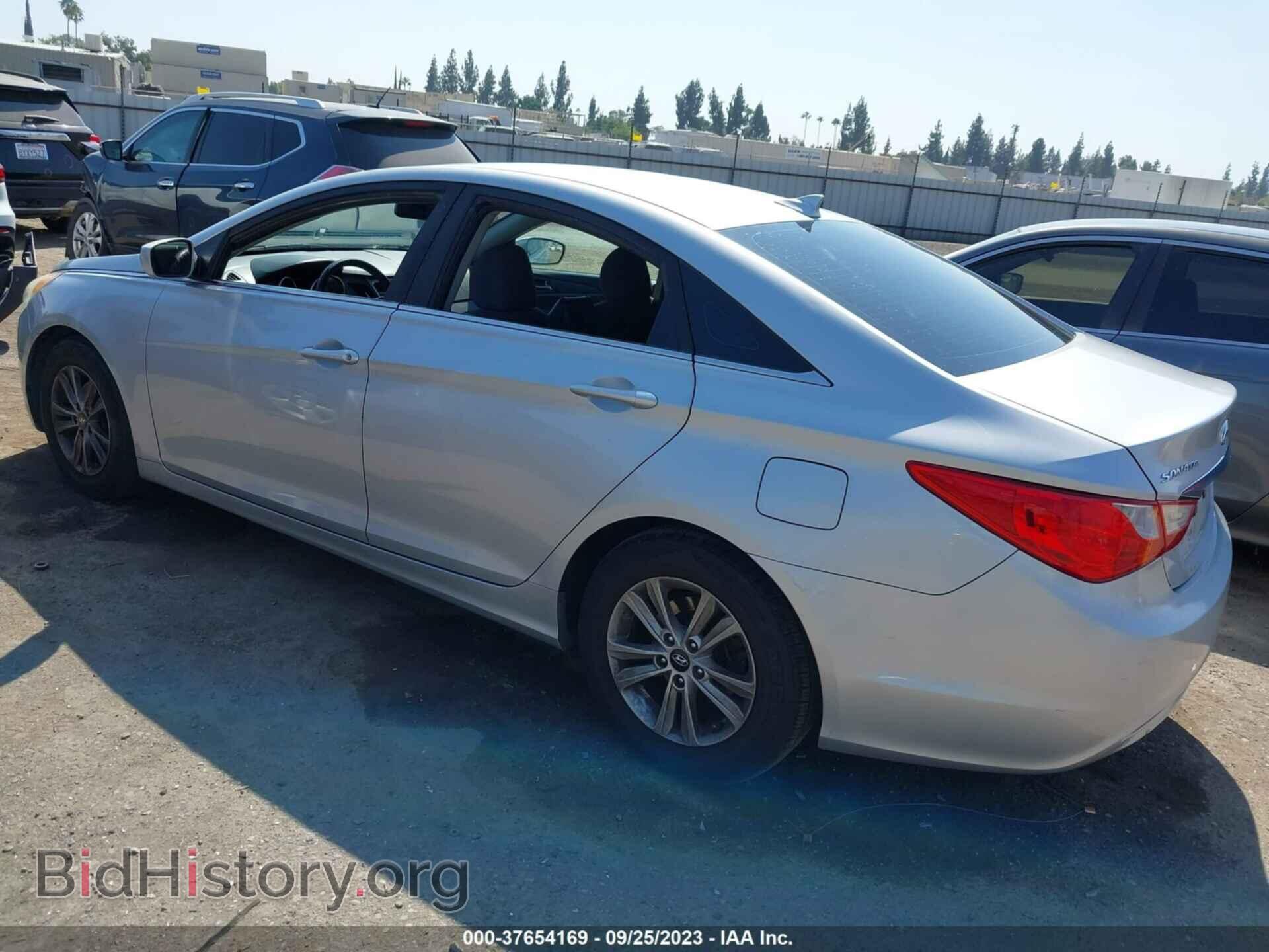 2012 HYUNDAI SONATA - VIN: 5NPEB4AC0CH453090 - Фото 3