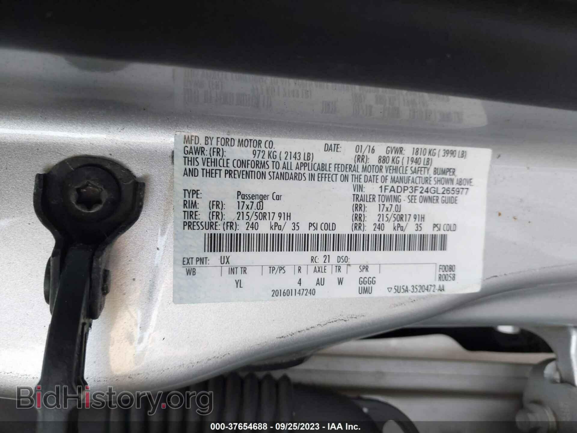 2016 FORD FOCUS - VIN: 1FADP3F24GL265977 - Фото 9