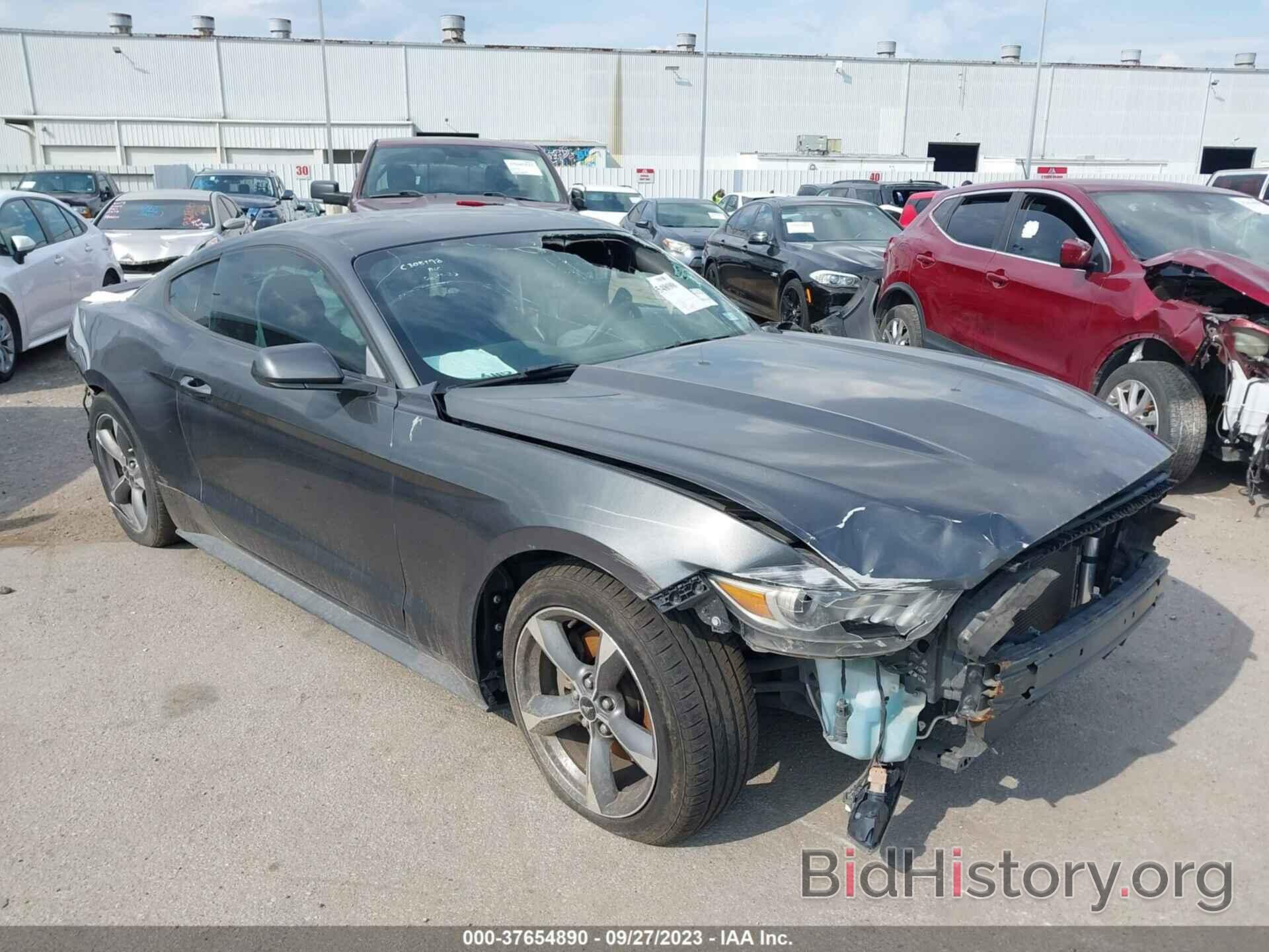 Photo 1FA6P8AM2F5337356 - FORD MUSTANG 2015