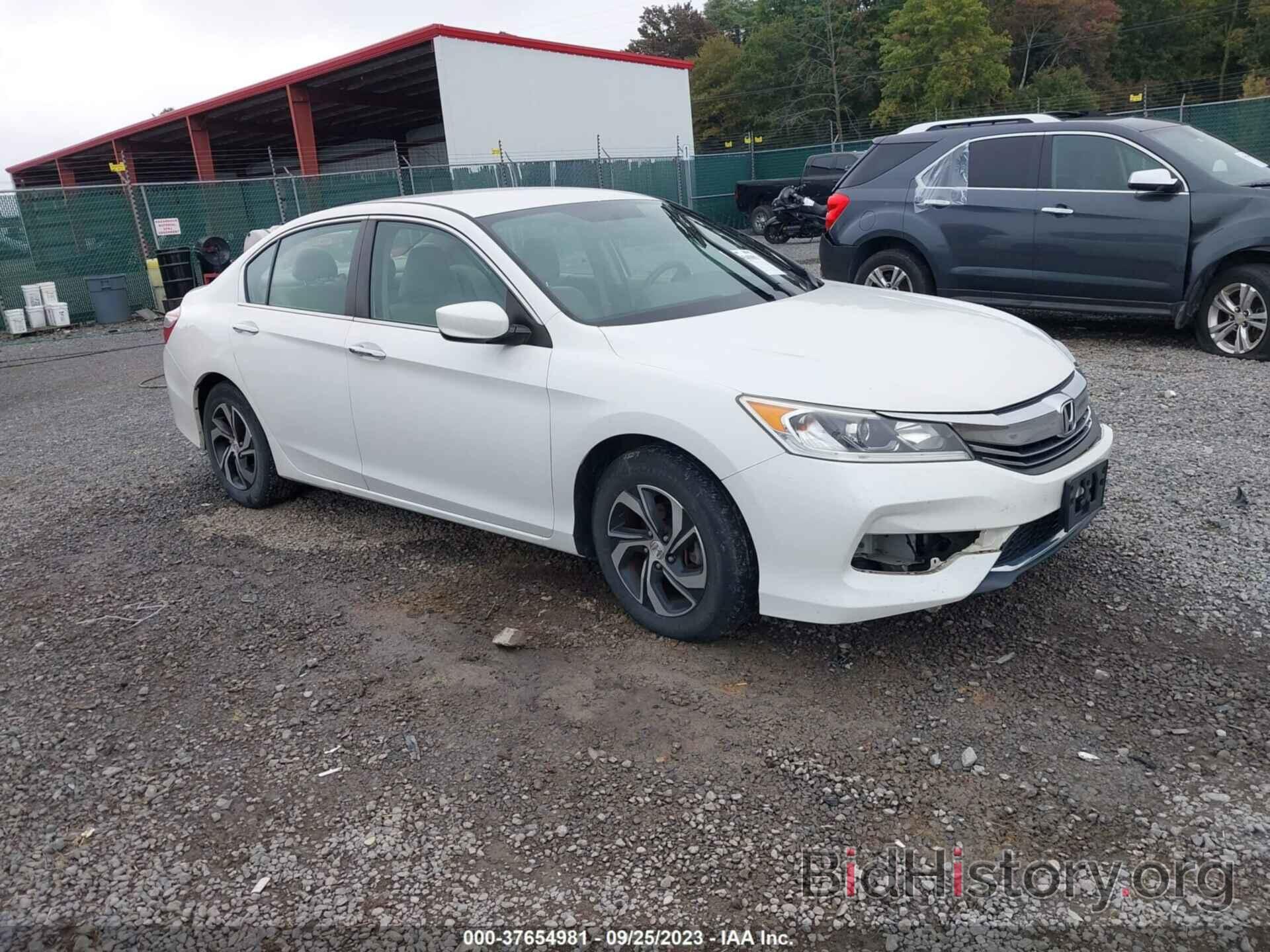 Photo 1HGCR2F30HA095408 - HONDA ACCORD SEDAN 2017