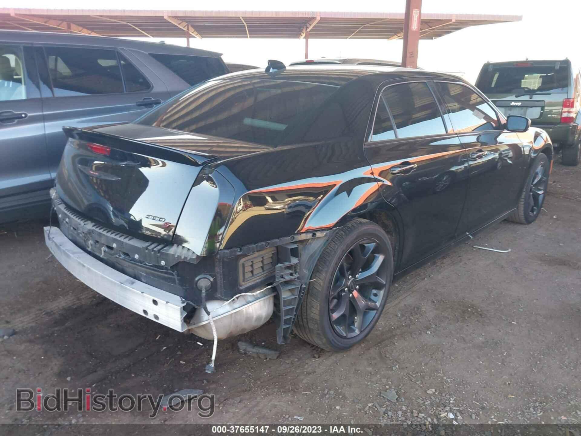 2021 CHRYSLER 300 - VIN: 2C3CCABG2MH554375 - Фото 4