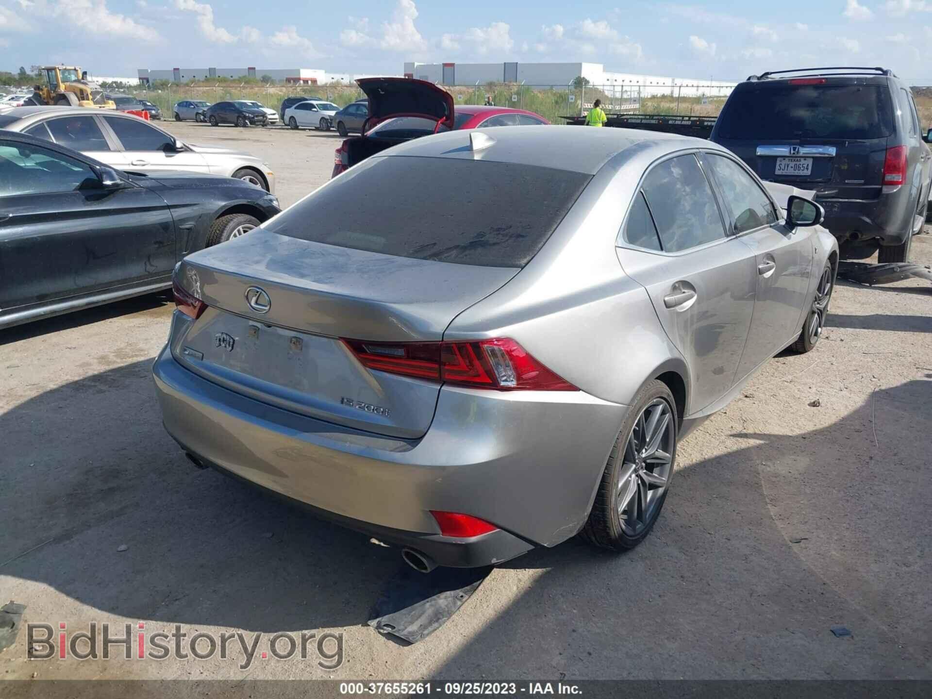 2016 LEXUS IS 200T - VIN: JTHBA1D28G5032858 - Фото 4
