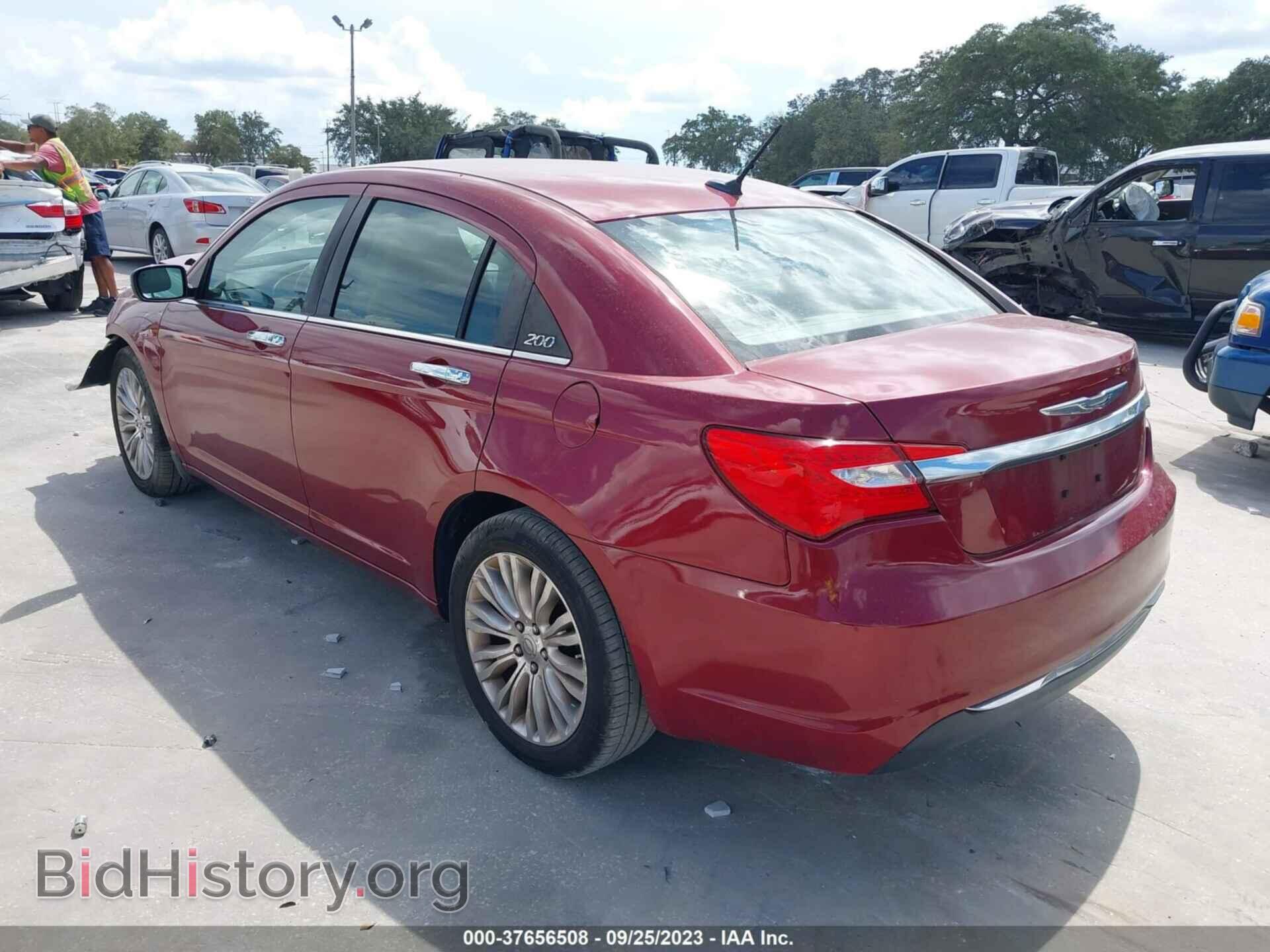 2011 CHRYSLER 200 - VIN: 1C3BC2FG4BN583019 - Фото 3