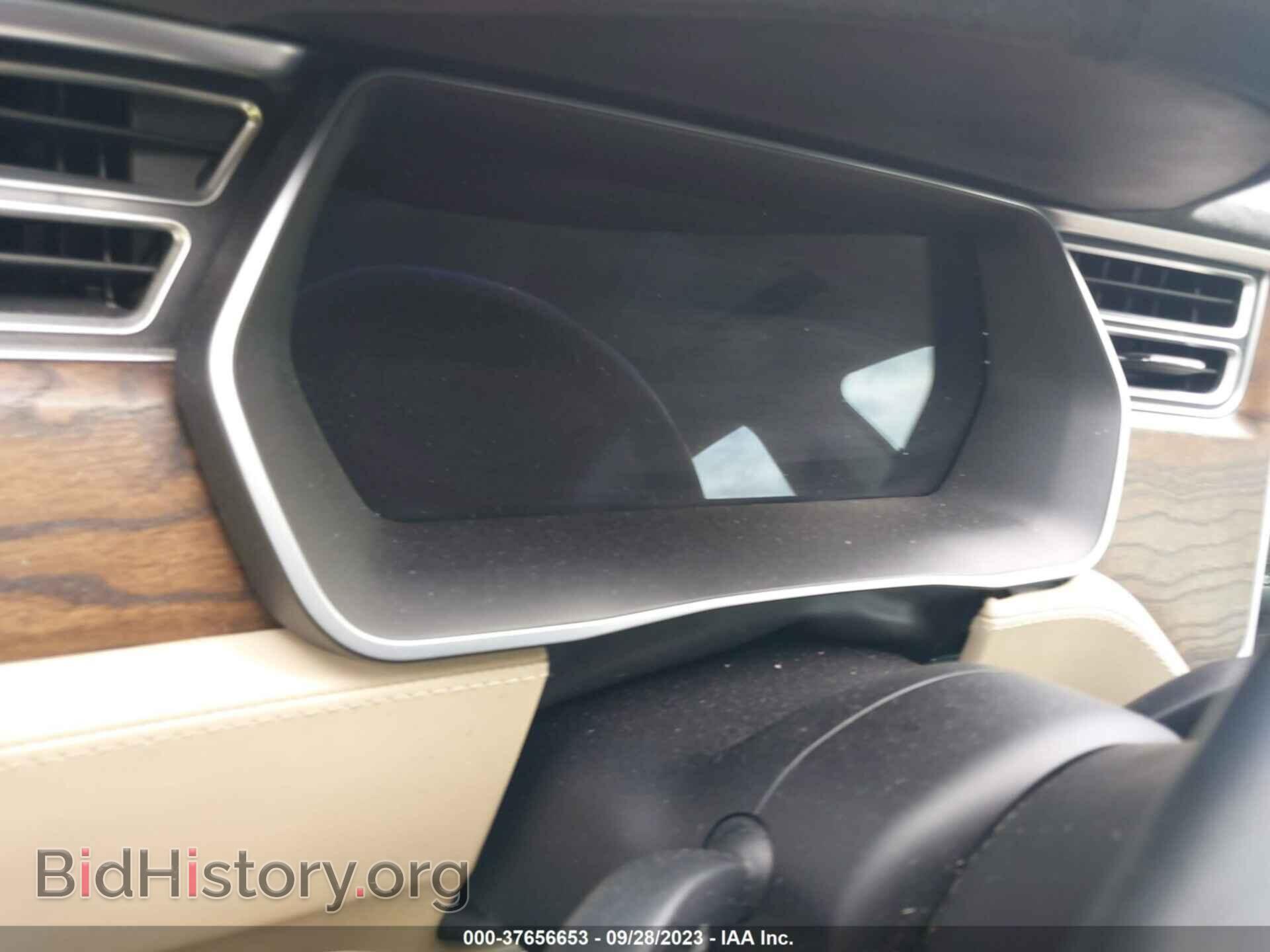 2016 TESLA MODEL S - VIN: 5YJSA1E22GF147180 - Фото 11