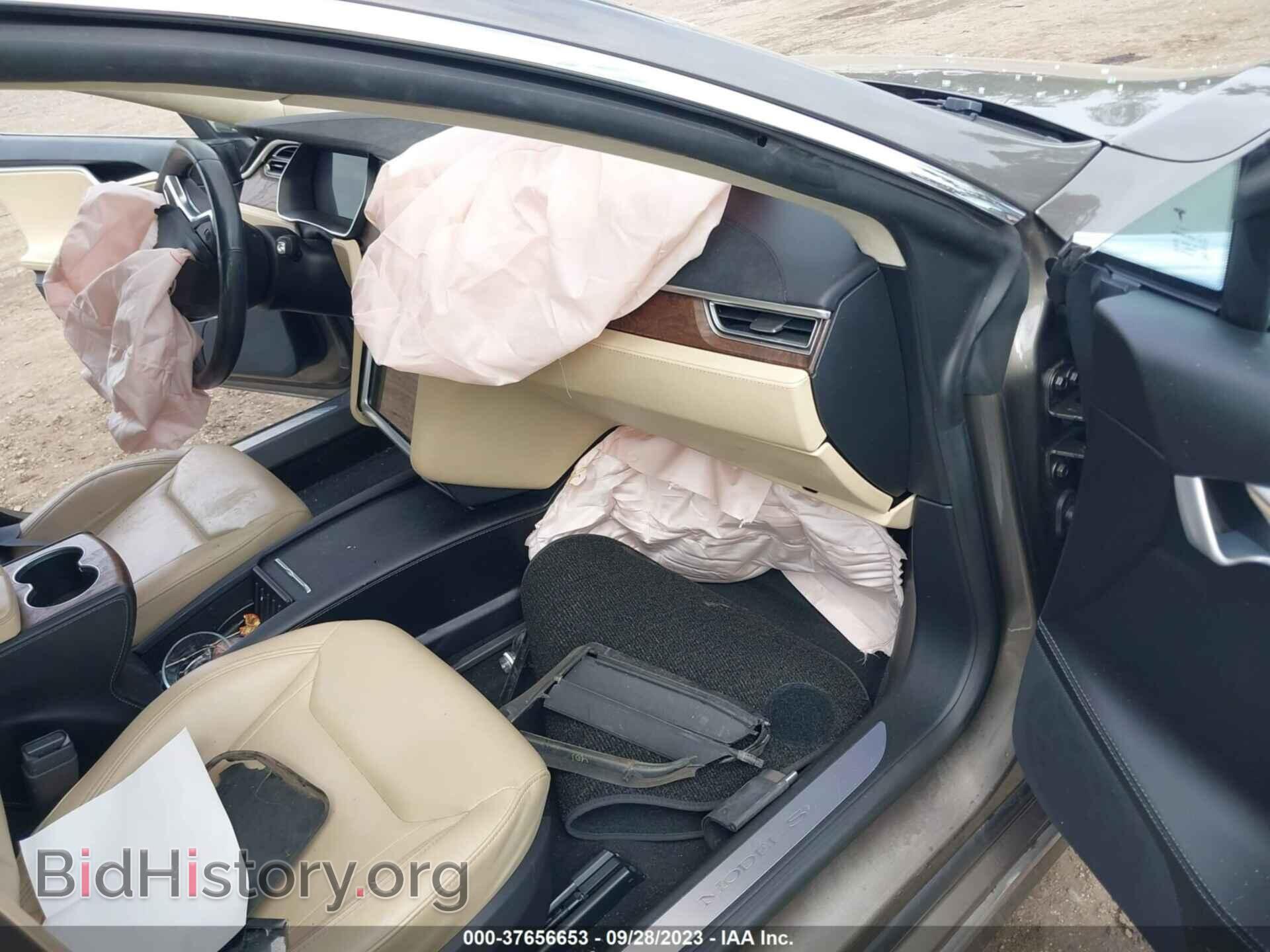 2016 TESLA MODEL S - VIN: 5YJSA1E22GF147180 - Фото 5