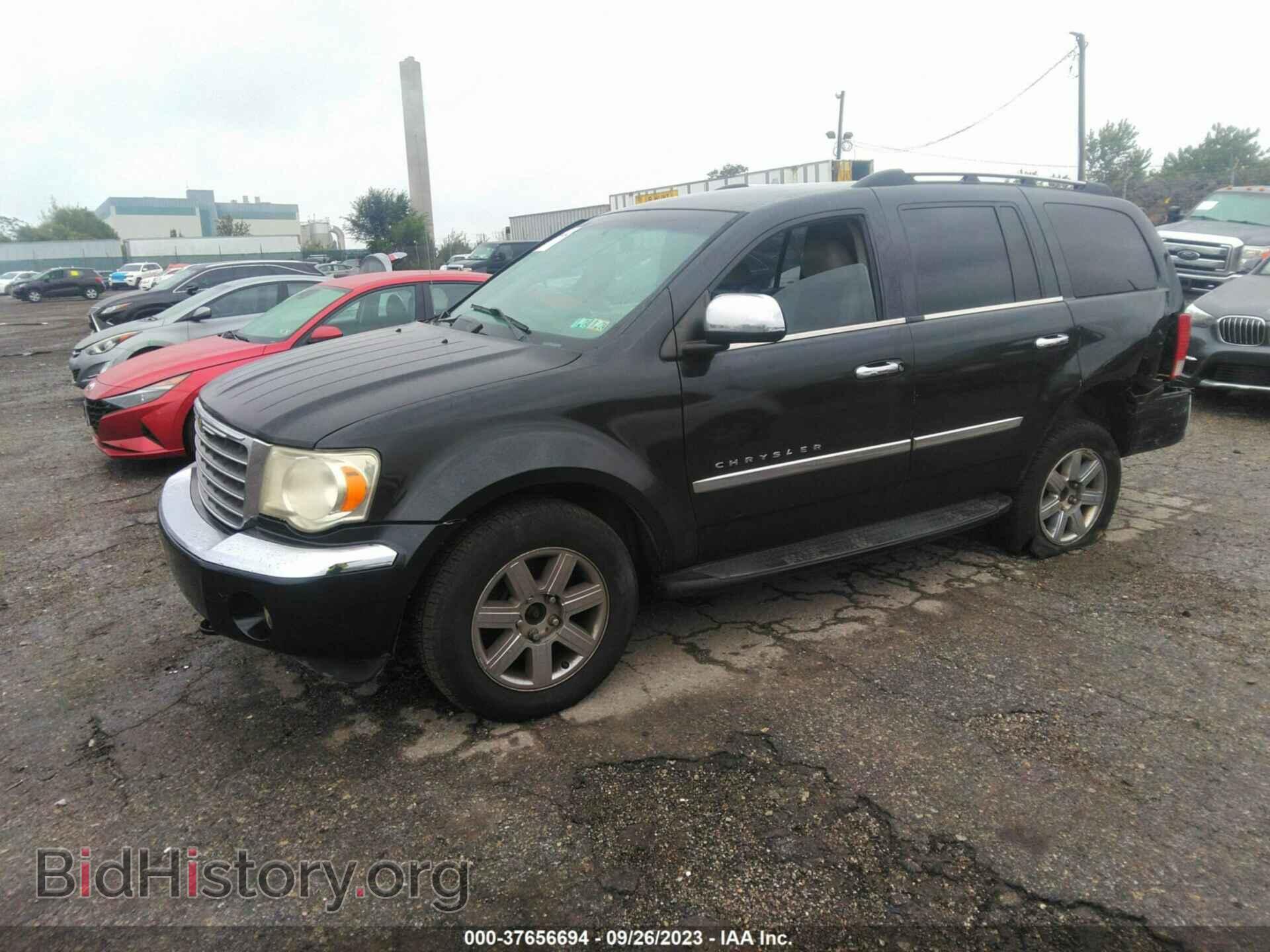 2008 CHRYSLER ASPEN - VIN: 1A8HW58248F122575 - Фото 2