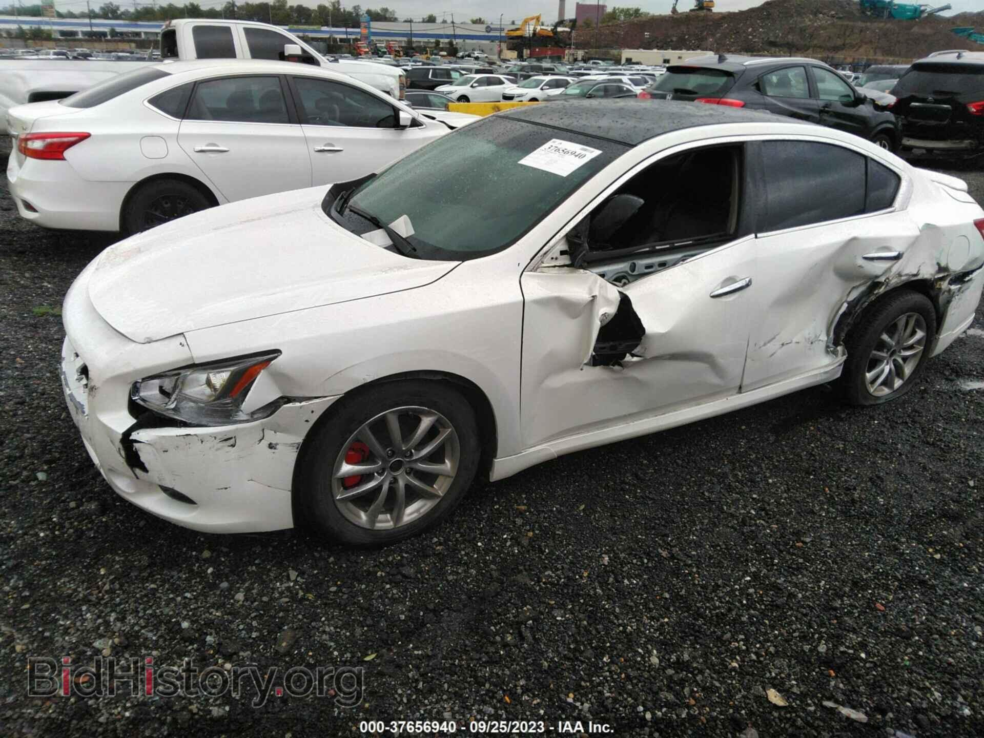 2011 NISSAN MAXIMA - VIN: 1N4AA5AP0BC852317 - Фото 2