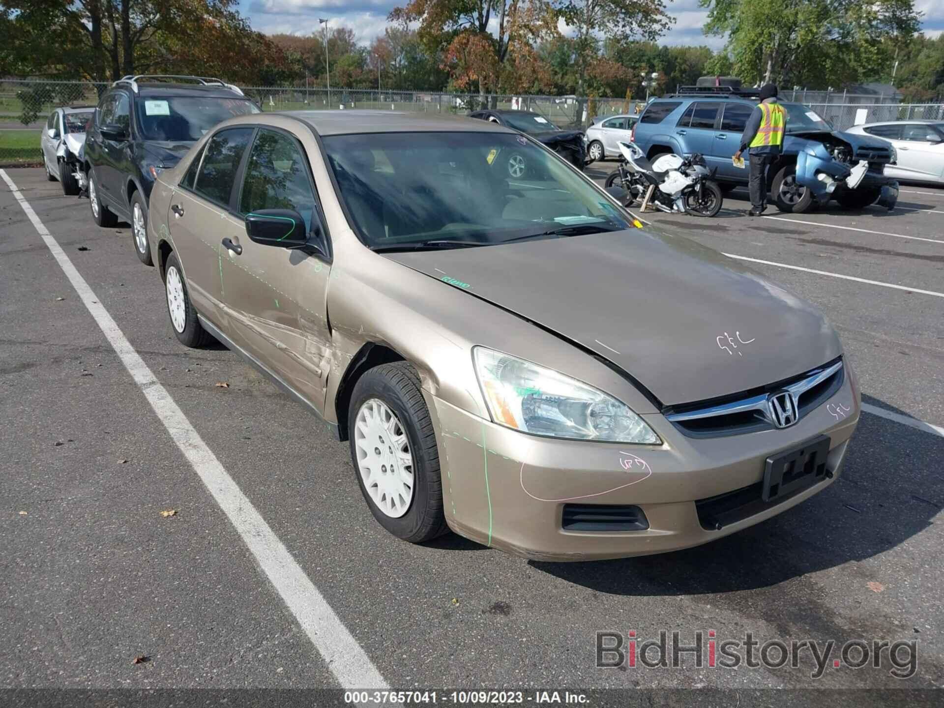 Photo 1HGCM56146A041489 - HONDA ACCORD SDN 2006