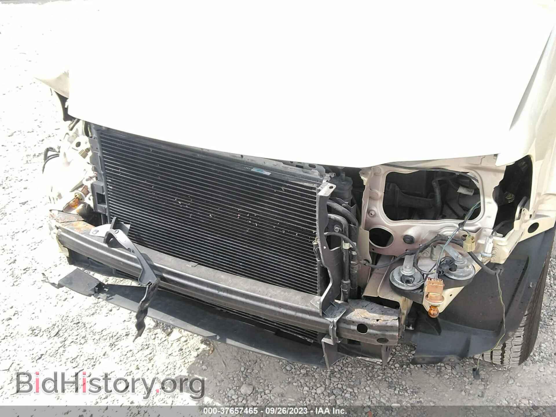 2011 FORD ESCAPE - VIN: 1FMCU0DG7BKB58380 - Фото 6