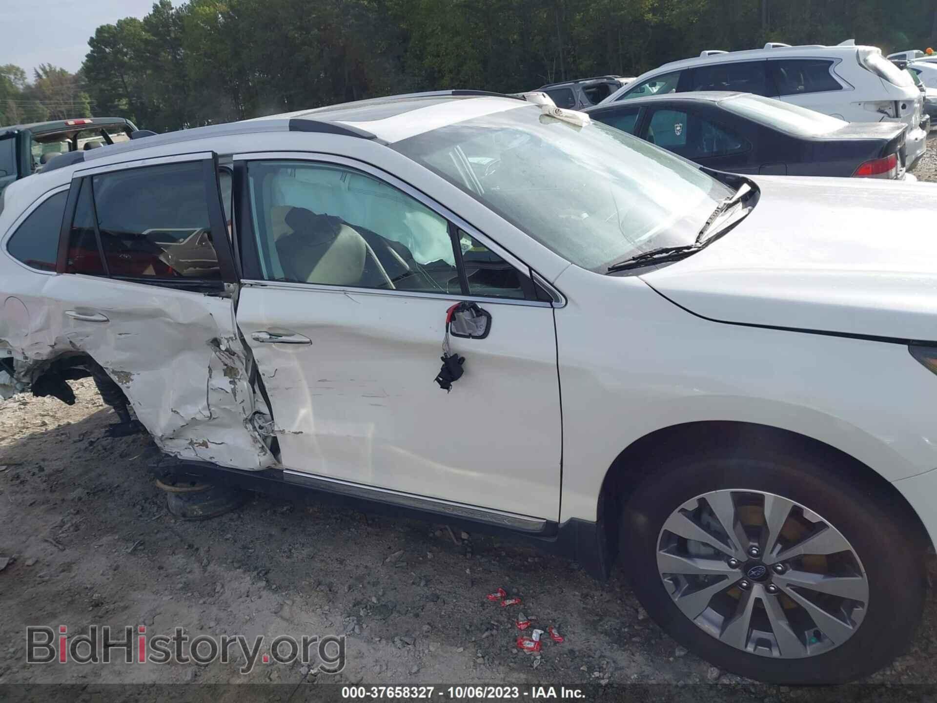 2018 SUBARU OUTBACK - VIN: 4S4BSATC7J3358013 - Фото 14