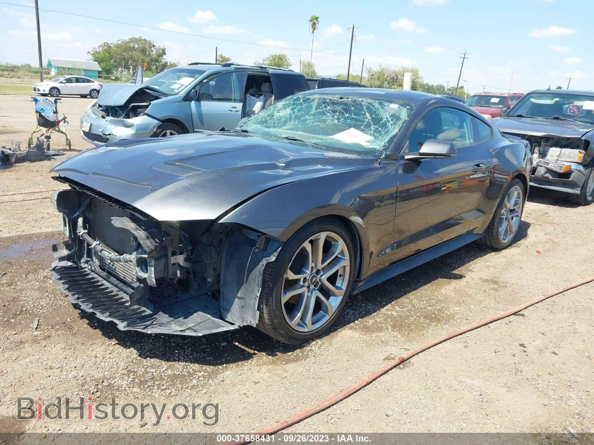 2018 FORD MUSTANG - VIN: 1FA6P8TH2J5184261 - Фото 2
