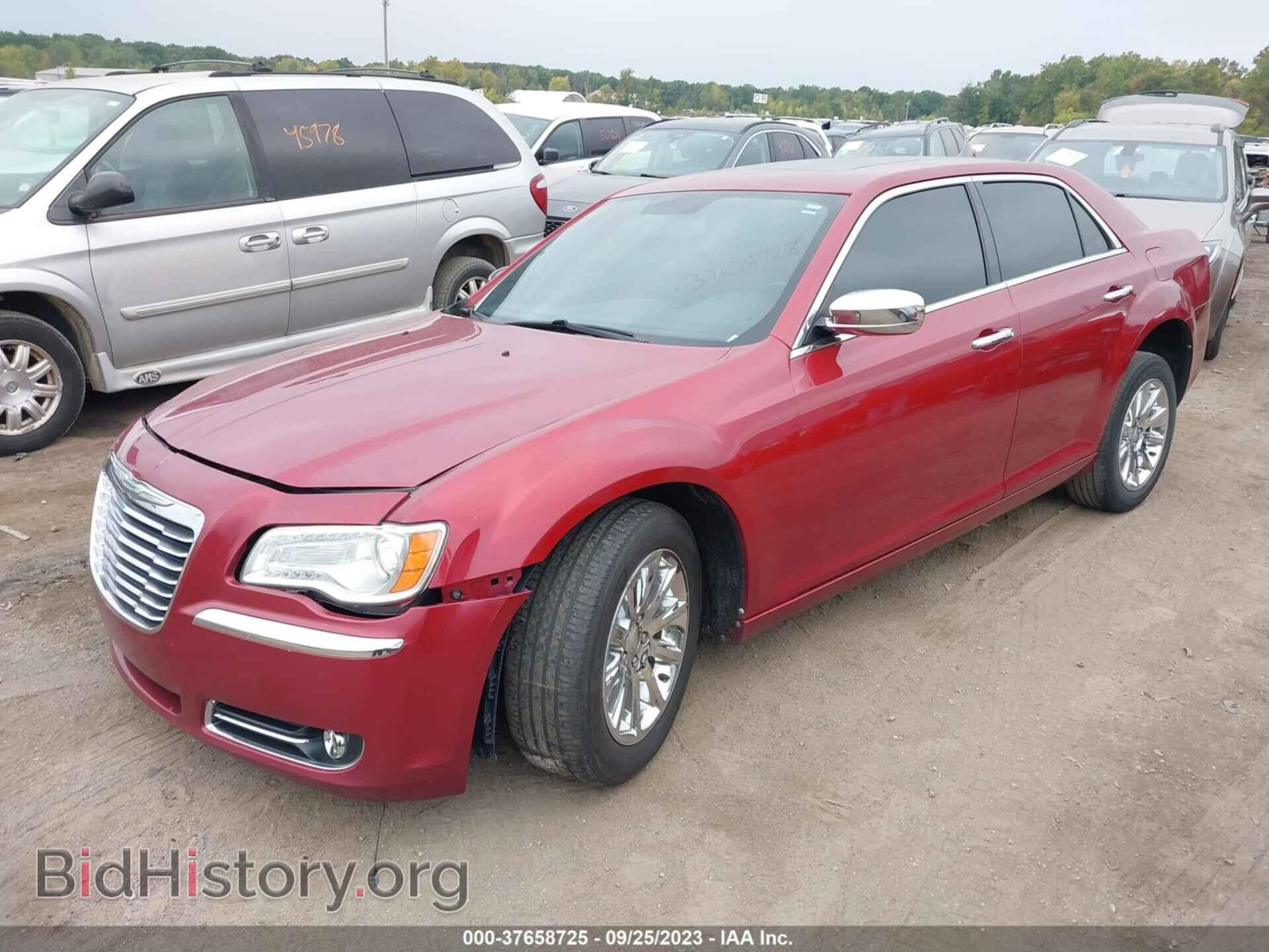2012 CHRYSLER 300 - VIN: 2C3CCACG4CH234357 - Фото 2