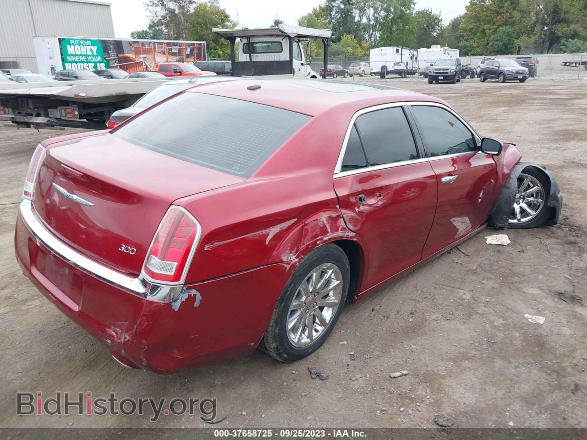 2012 CHRYSLER 300 - VIN: 2C3CCACG4CH234357 - Фото 4