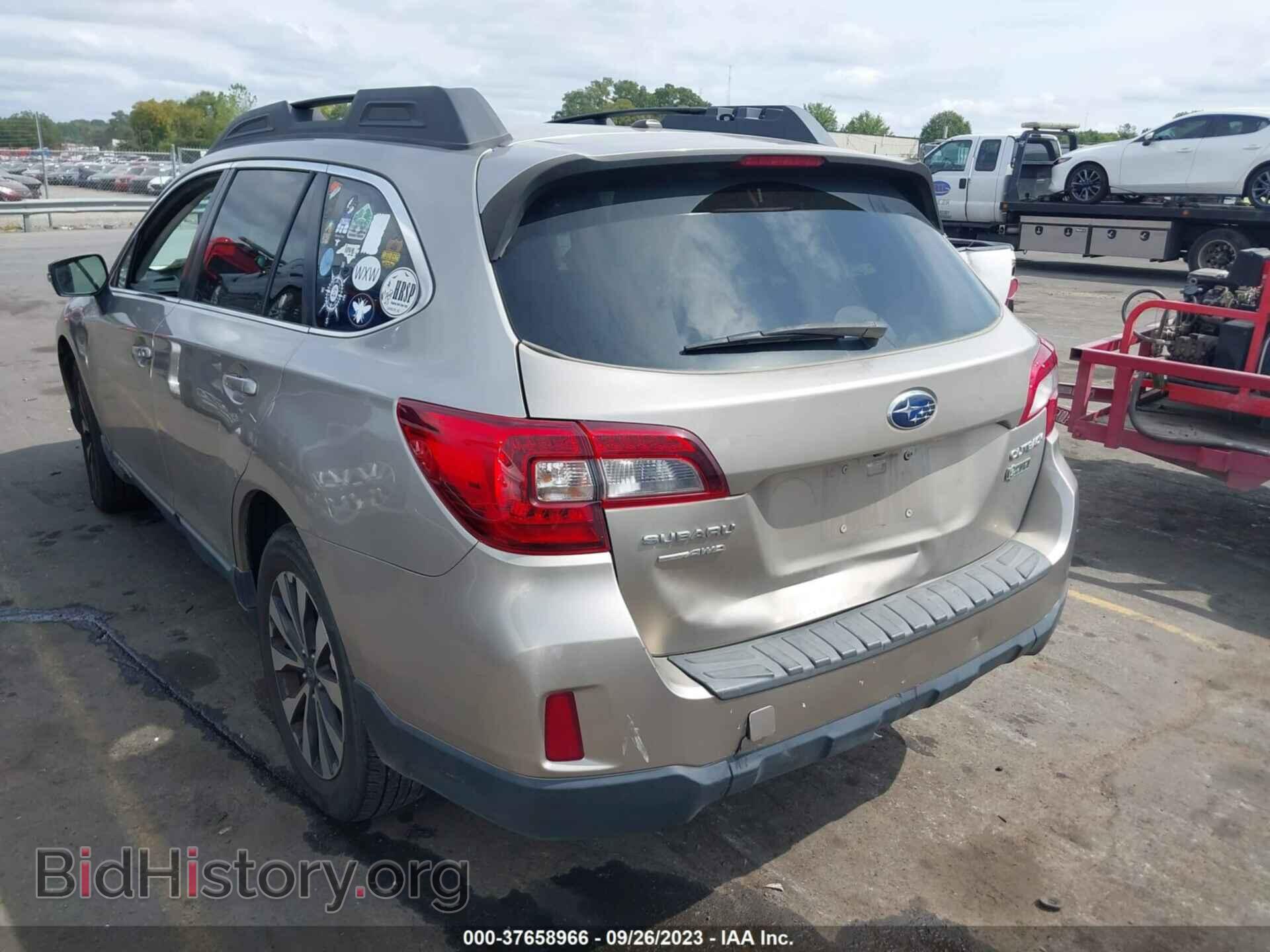 2015 SUBARU OUTBACK - VIN: 4S4BSBLC3F3217808 - Фото 3