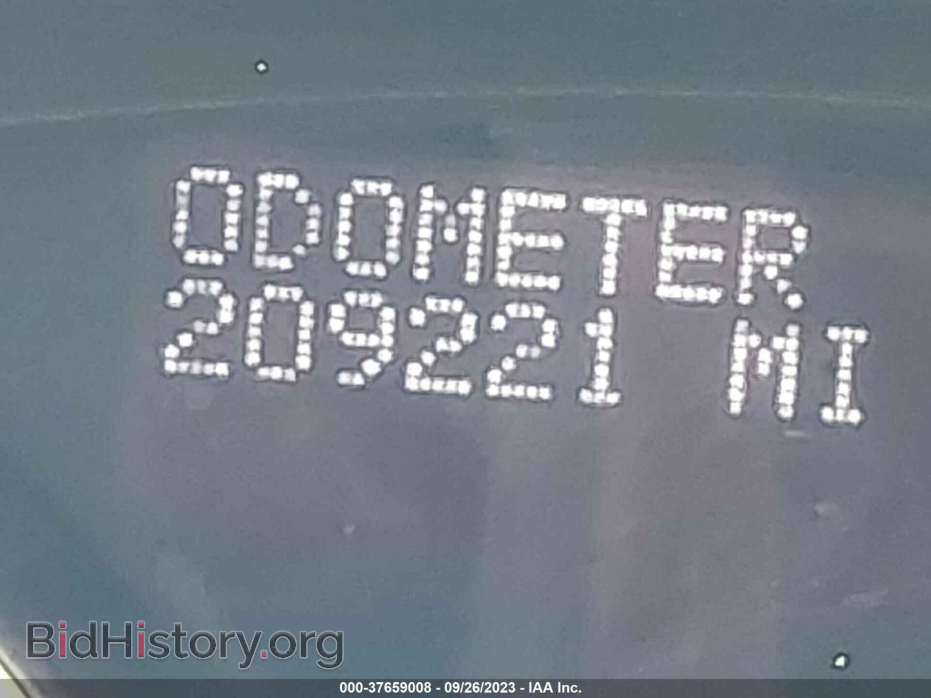 2011 GMC ACADIA - VIN: 1GKKRRED4BJ176162 - Фото 15