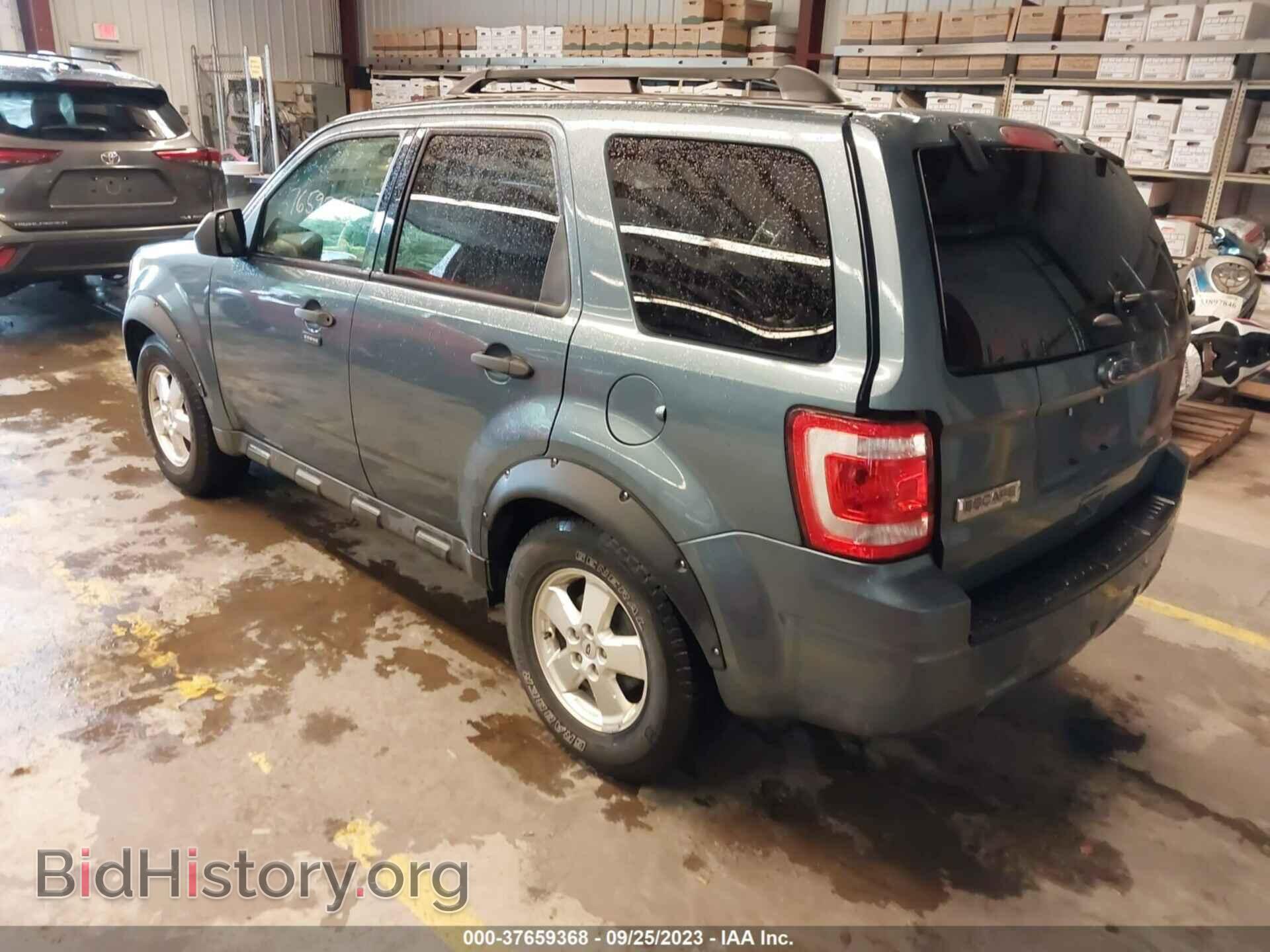 2011 FORD ESCAPE - VIN: 1FMCU9D73BKA40931 - Фото 3