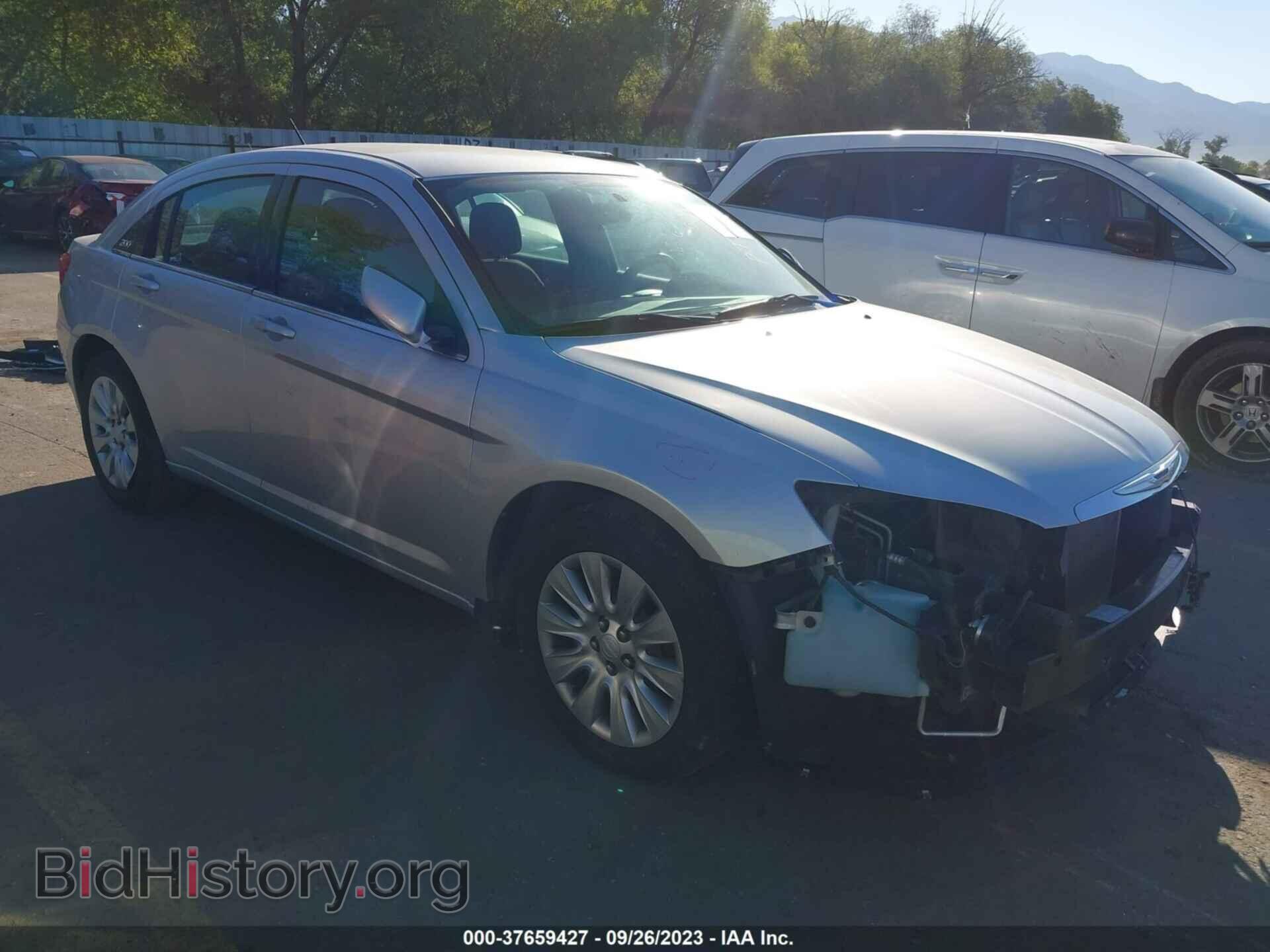 Фотография 1C3CCBAB9CN272056 - CHRYSLER 200 2012