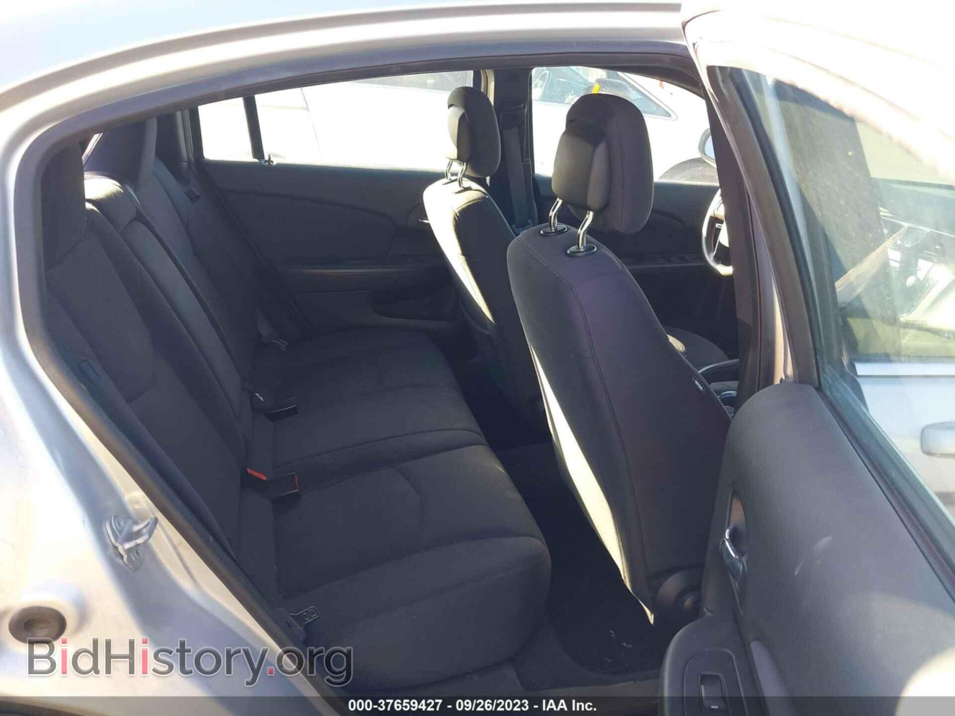 2012 CHRYSLER 200 - VIN: 1C3CCBAB9CN272056 - Фото 8