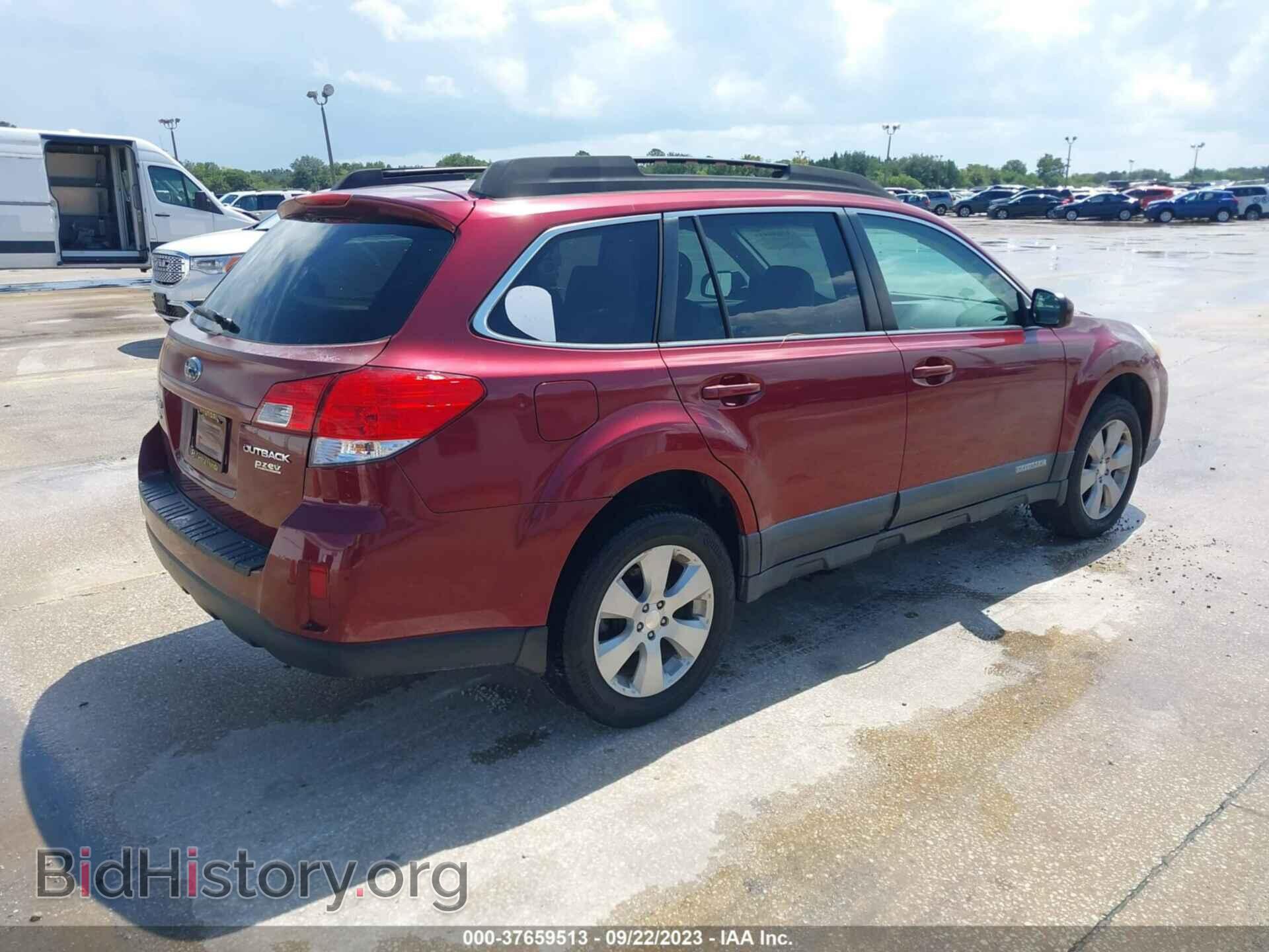 2011 SUBARU OUTBACK - VIN: 4S4BRBCC4B3393398 - Фото 4