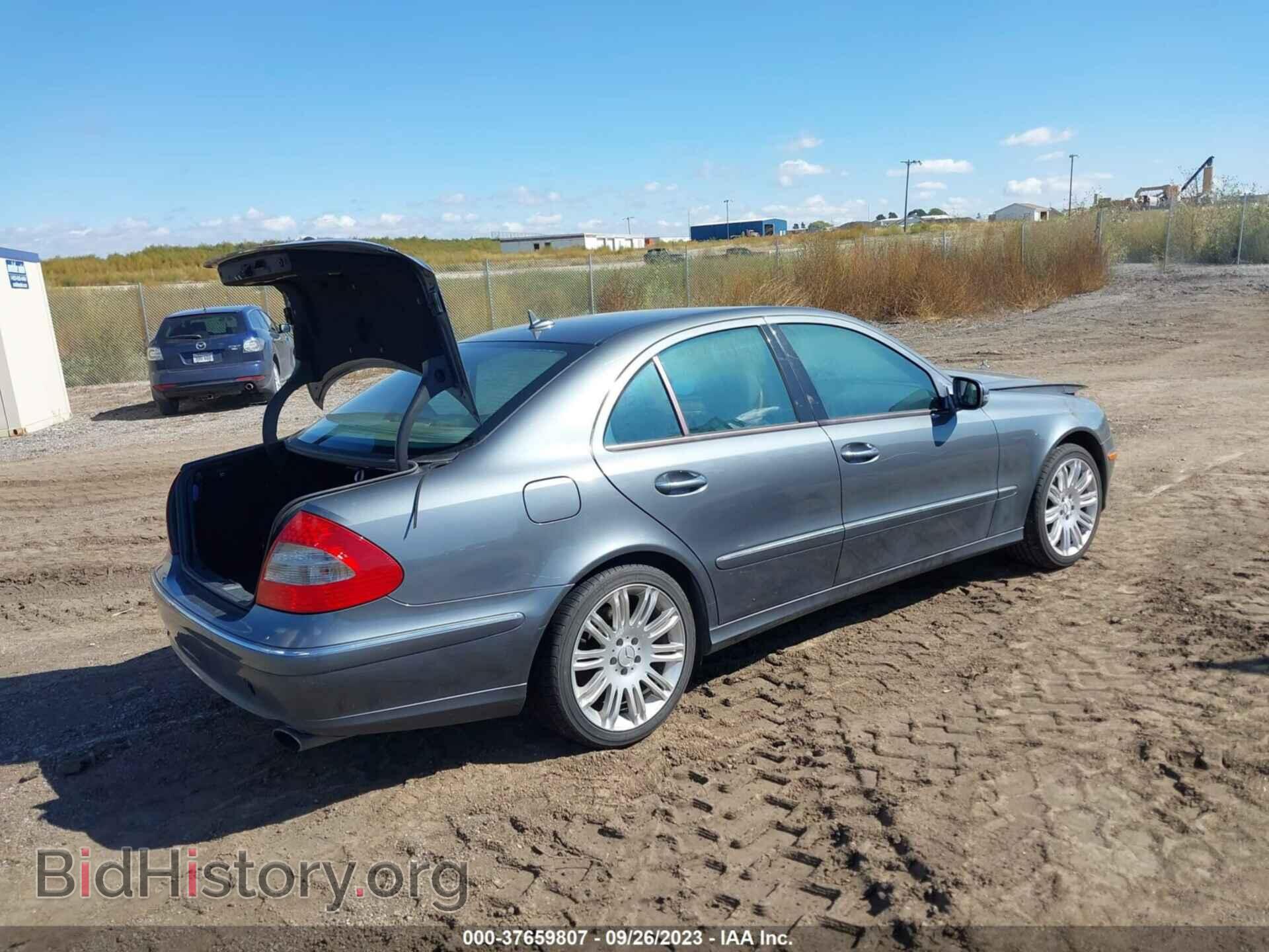 2007 MERCEDES-BENZ E-CLASS - VIN: WDBUF87X57X219974 - Фото 4