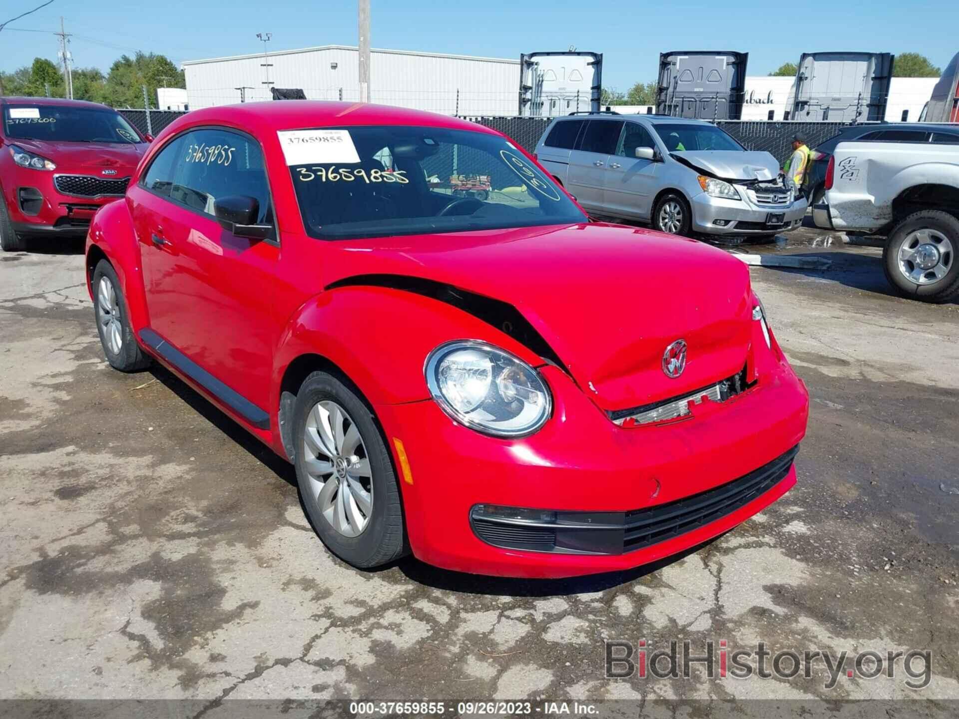 Photo 3VWF07ATXGM633539 - VOLKSWAGEN BEETLE COUPE 2016