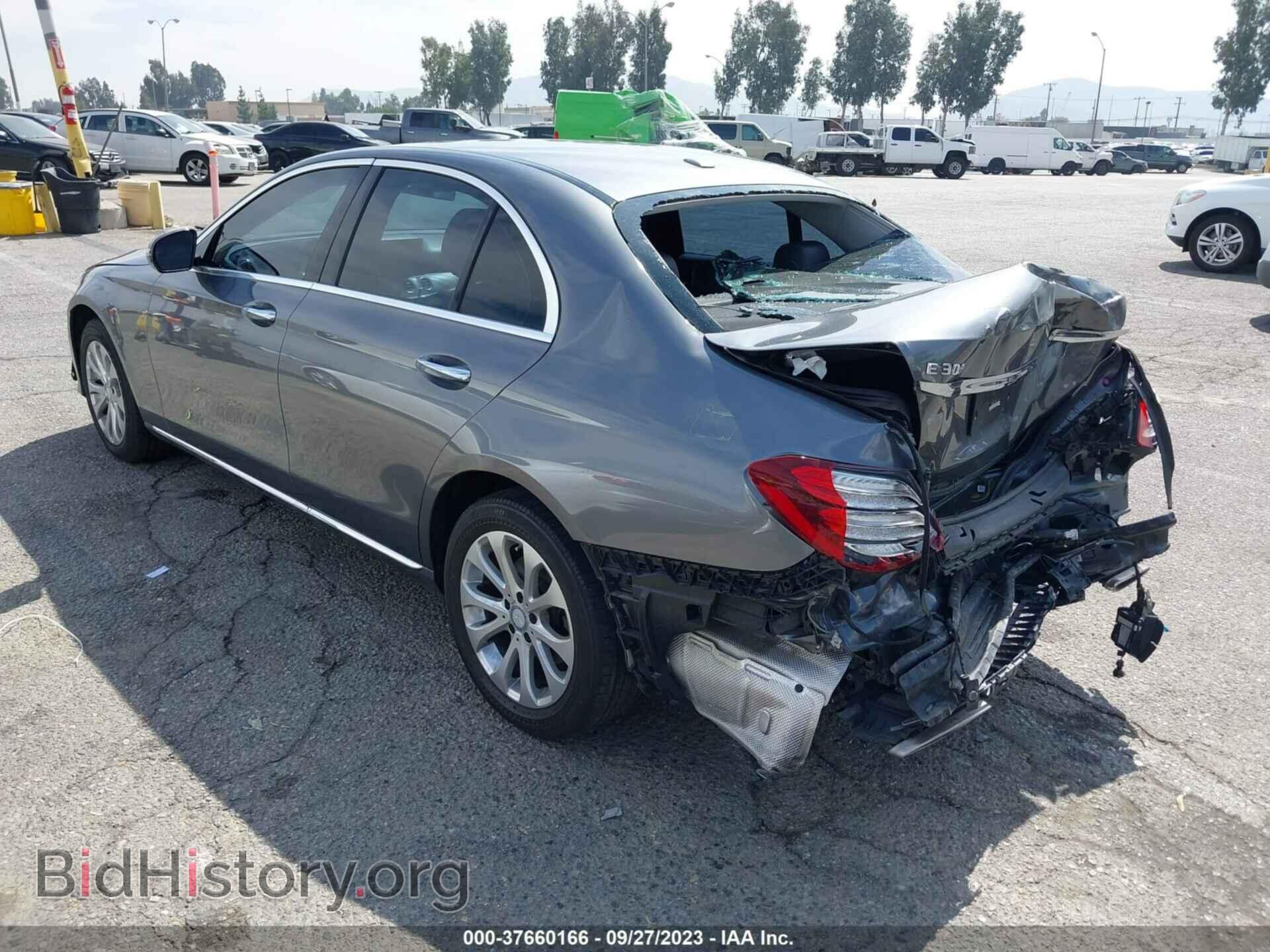 2017 MERCEDES-BENZ E-CLASS - VIN: WDDZF4JB8HA205719 - Фото 3