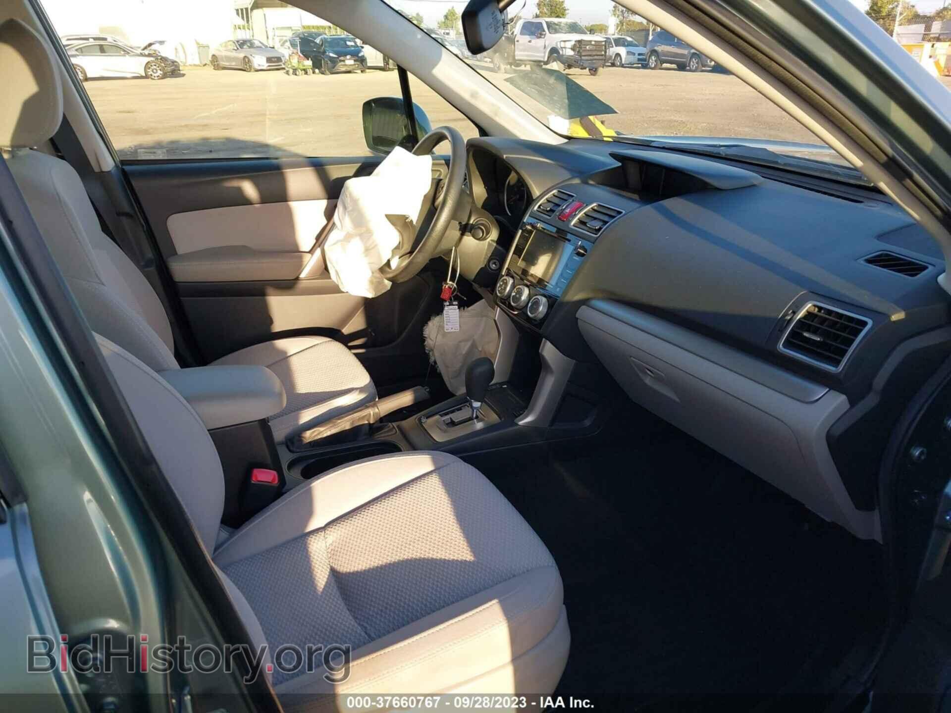 2016 SUBARU FORESTER - VIN: JF2SJADC0GH455220 - Фото 5