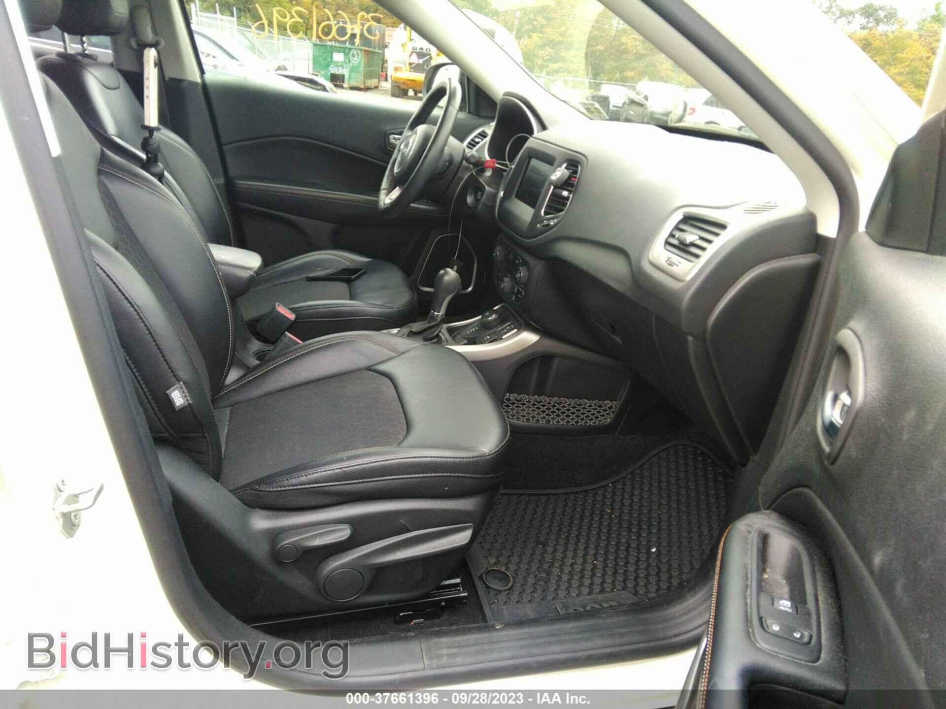 2019 JEEP COMPASS - VIN: 3C4NJDBB2KT776595 - Фото 5