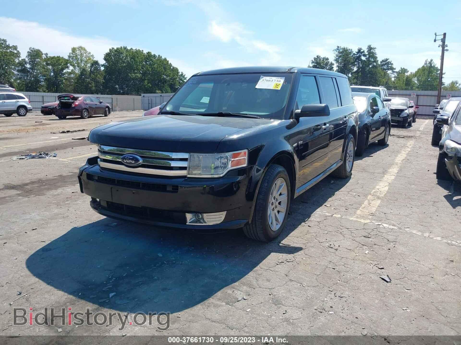 2010 FORD FLEX - VIN: 2FMGK5CC4ABD04052 - Фото 2