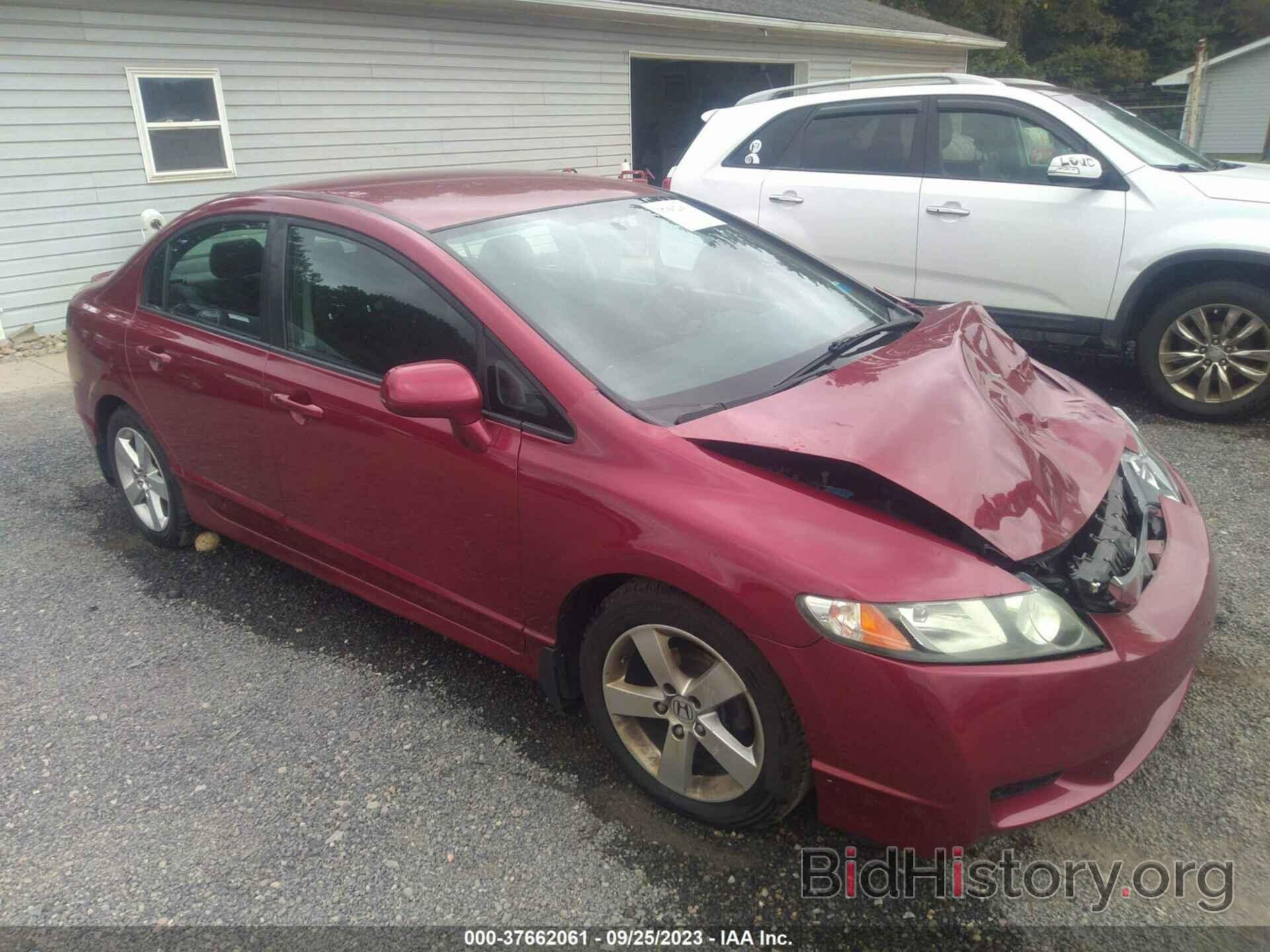 Photo 19XFA1F67AE073870 - HONDA CIVIC SDN 2010