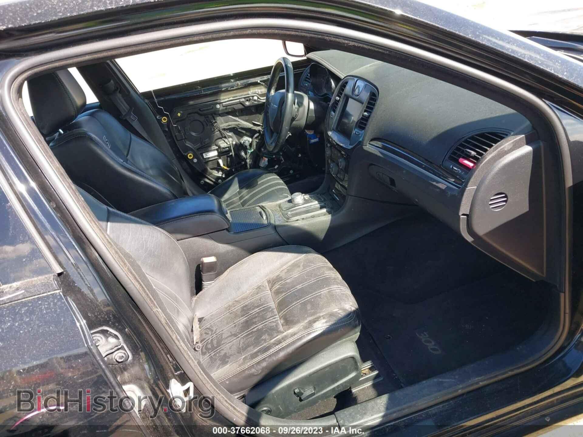 2017 CHRYSLER 300 - VIN: 2C3CCAGG6HH534452 - Фото 5