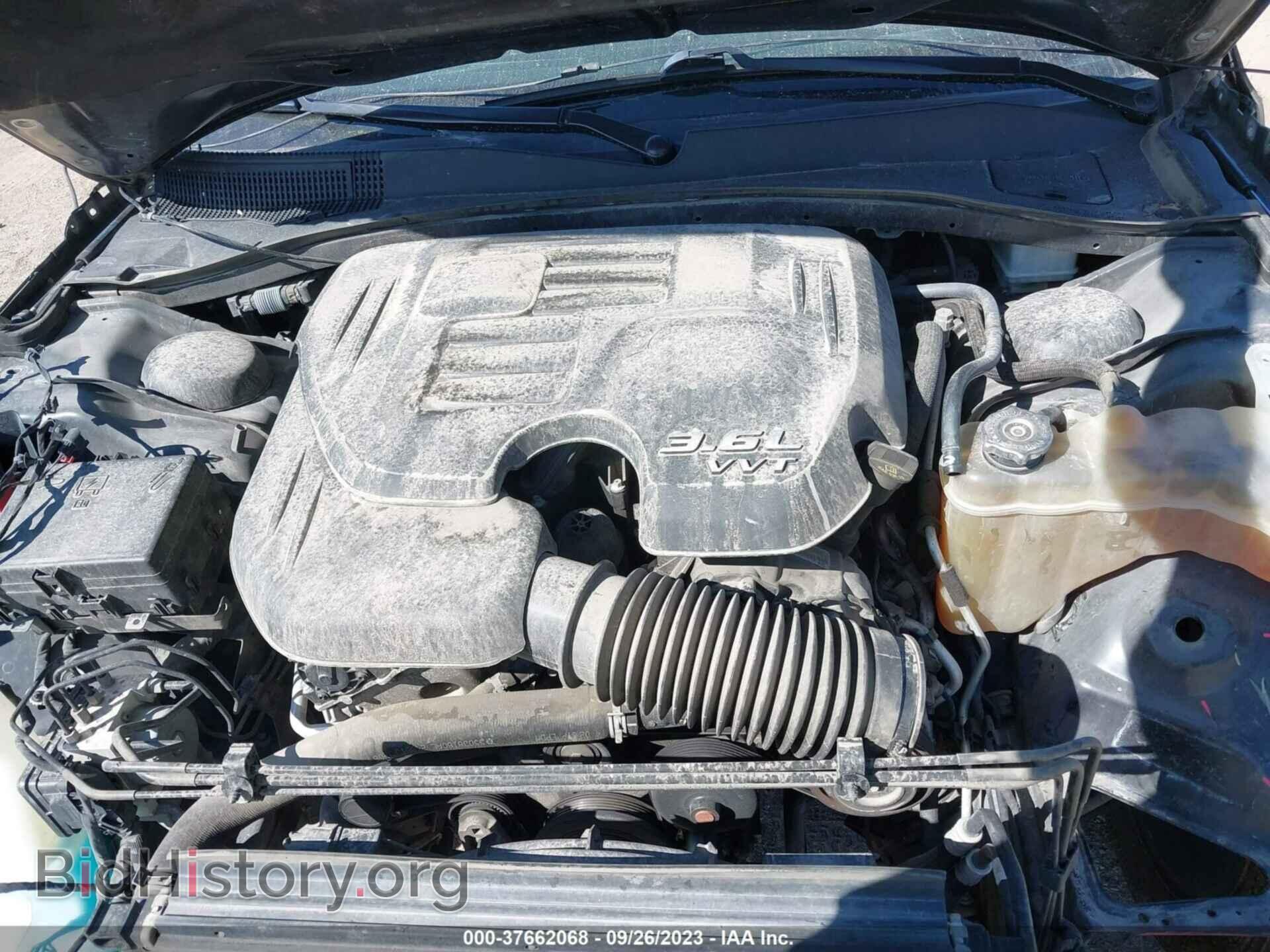 2017 CHRYSLER 300 - VIN: 2C3CCAGG6HH534452 - Фото 10