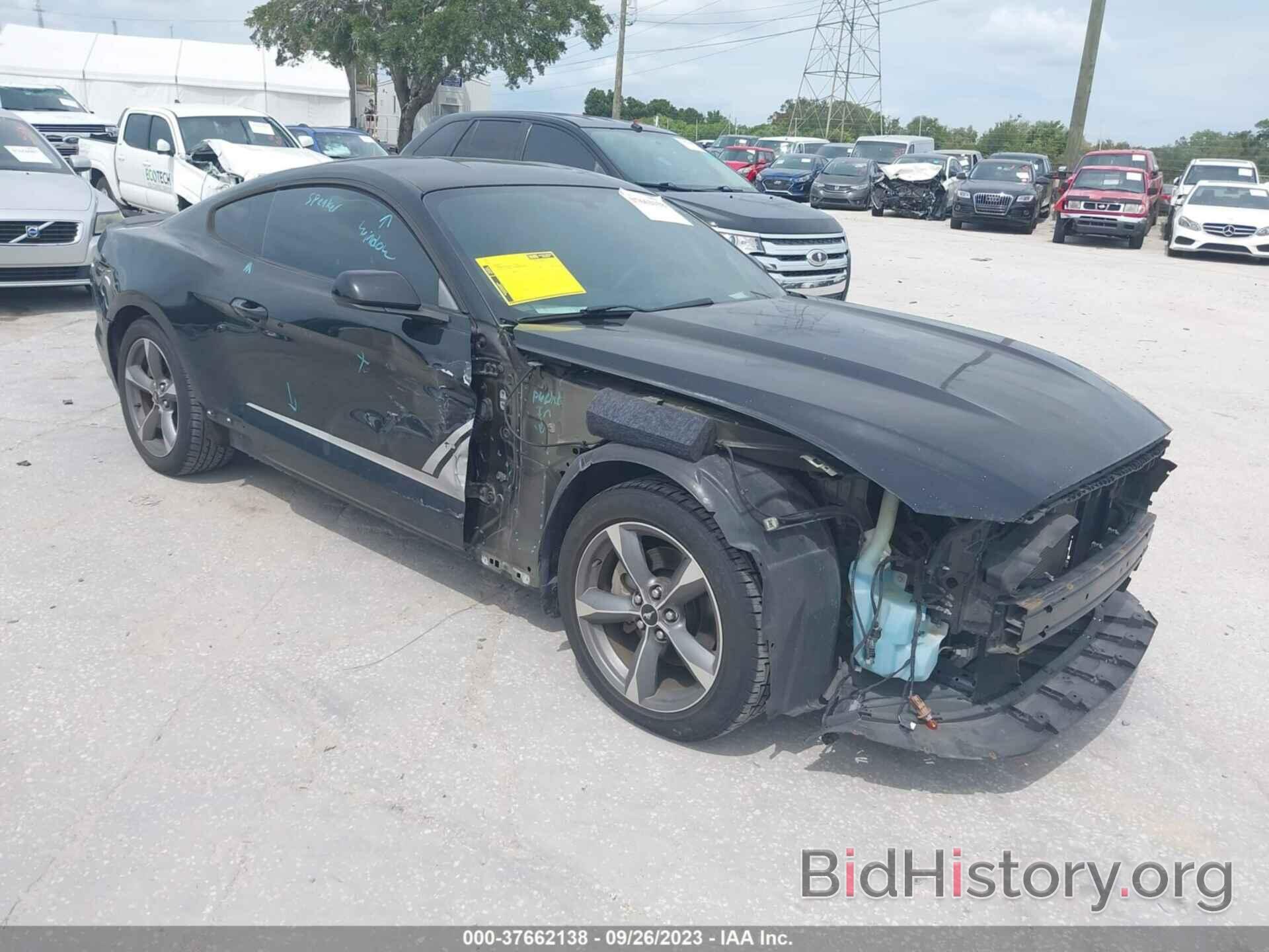 Photo 1FA6P8AM0F5335945 - FORD MUSTANG 2015