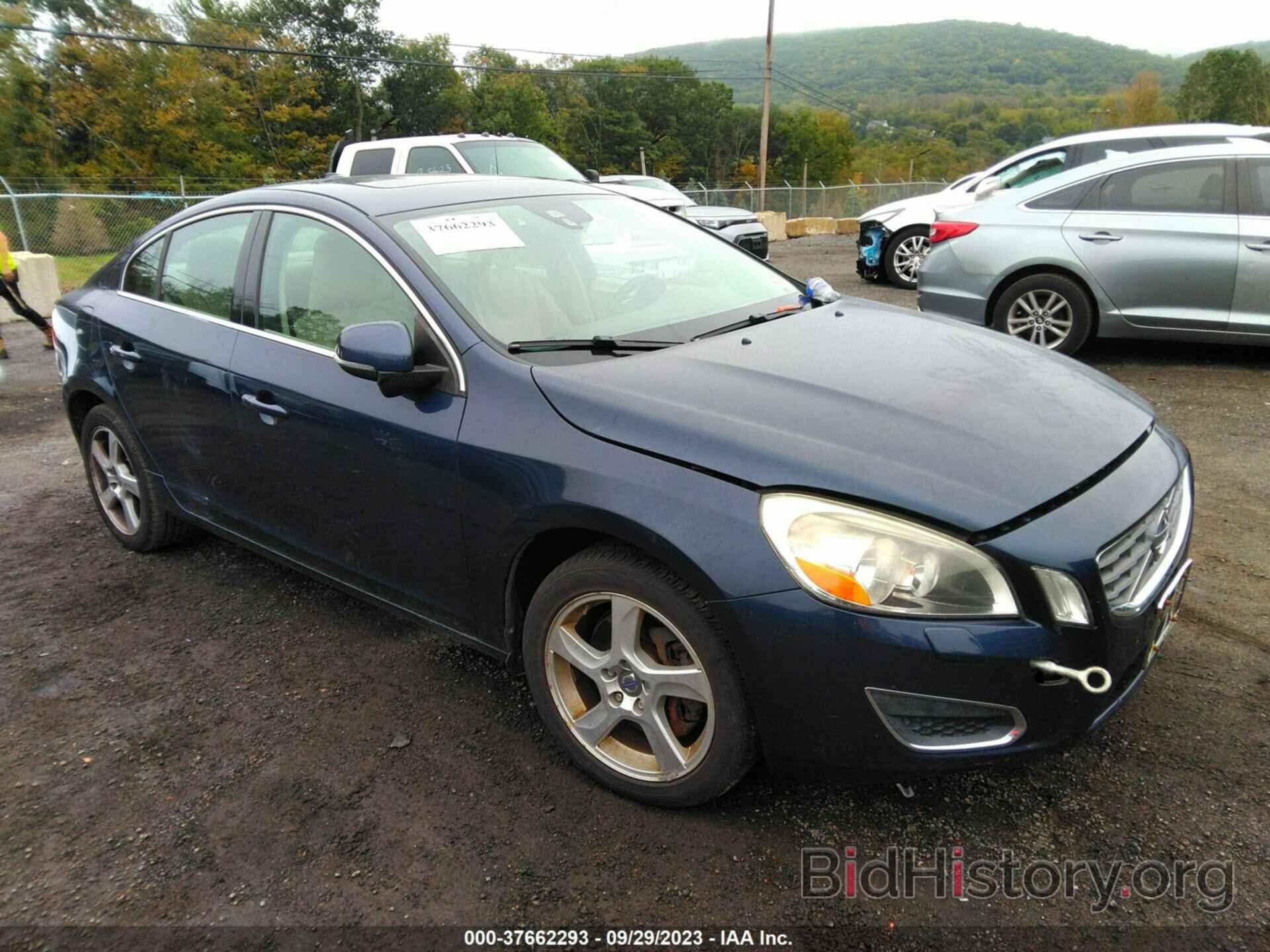 Photo YV1612FH0D2196509 - VOLVO S60 2013