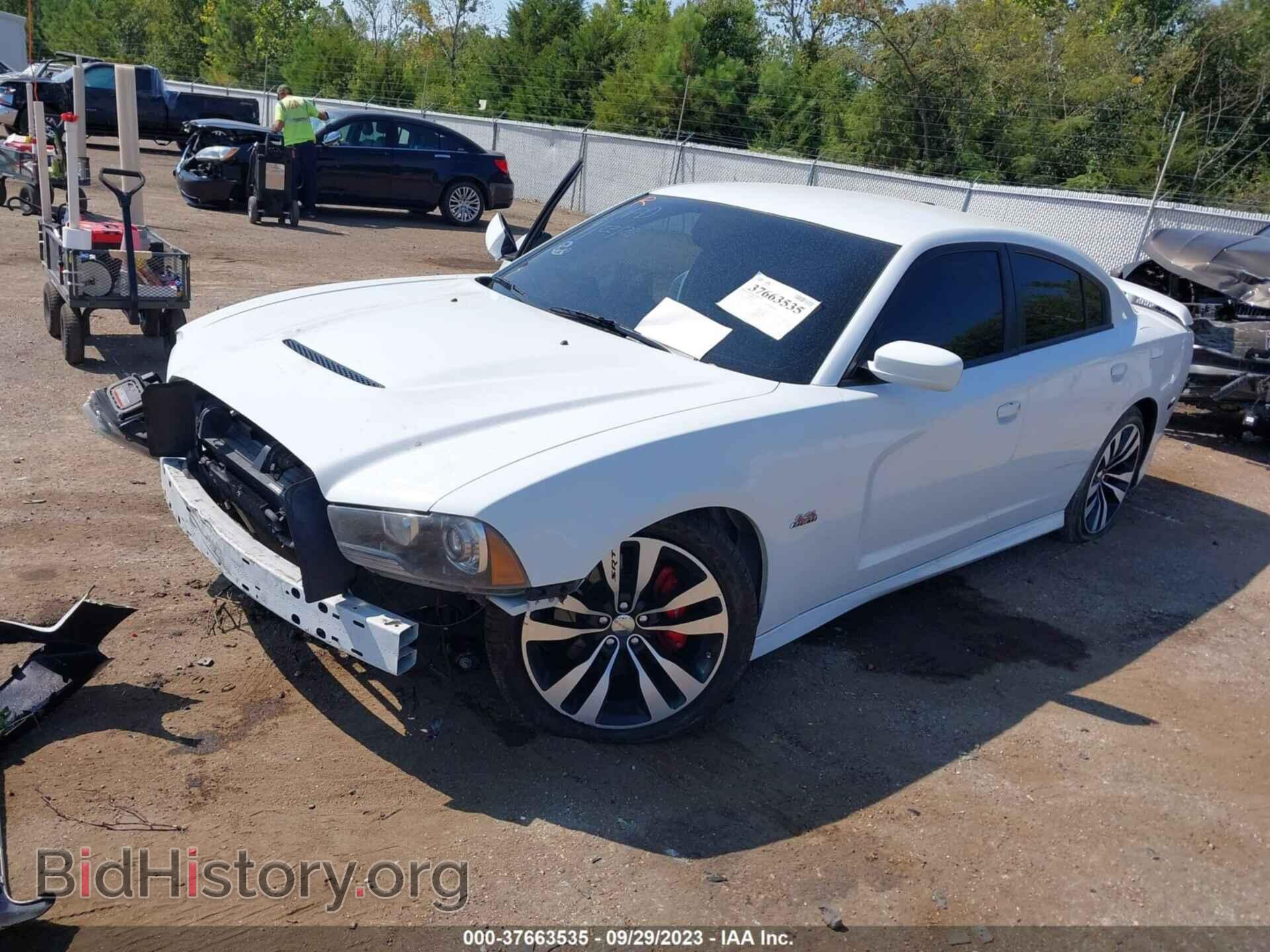 2014 DODGE CHARGER - VIN: 2C3CDXEJ3EH217092 - Фото 2