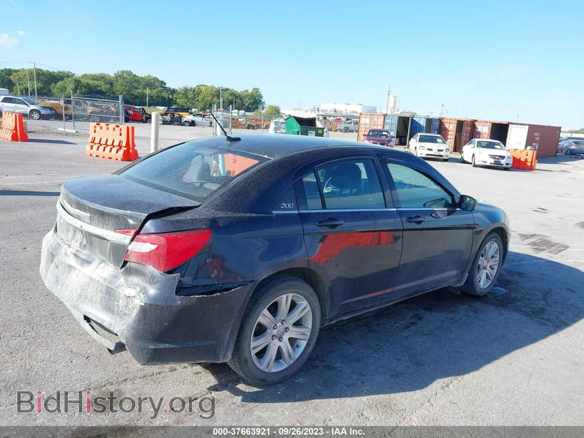 2012 CHRYSLER 200 - VIN: 1C3CCBBB0CN226940 - Фото 4