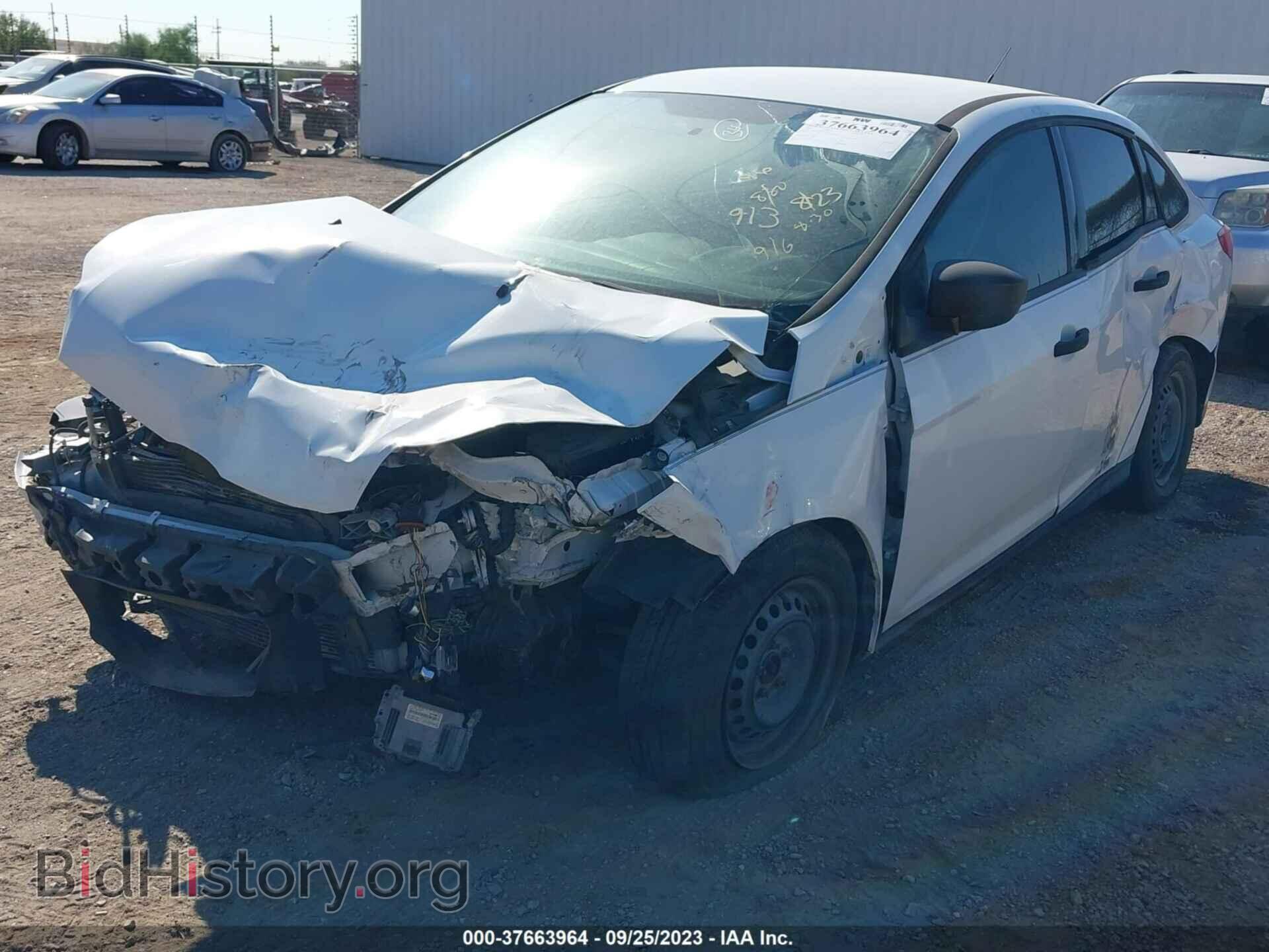 2013 FORD FOCUS - VIN: 1FADP3E24DL158876 - Фото 2