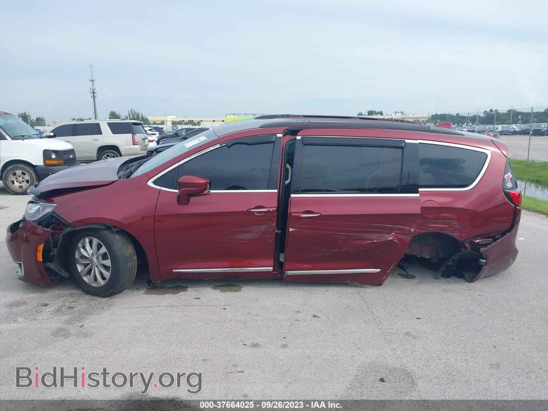 2017 CHRYSLER PACIFICA - VIN: 2C4RC1BG0HR533837 - Фото 6
