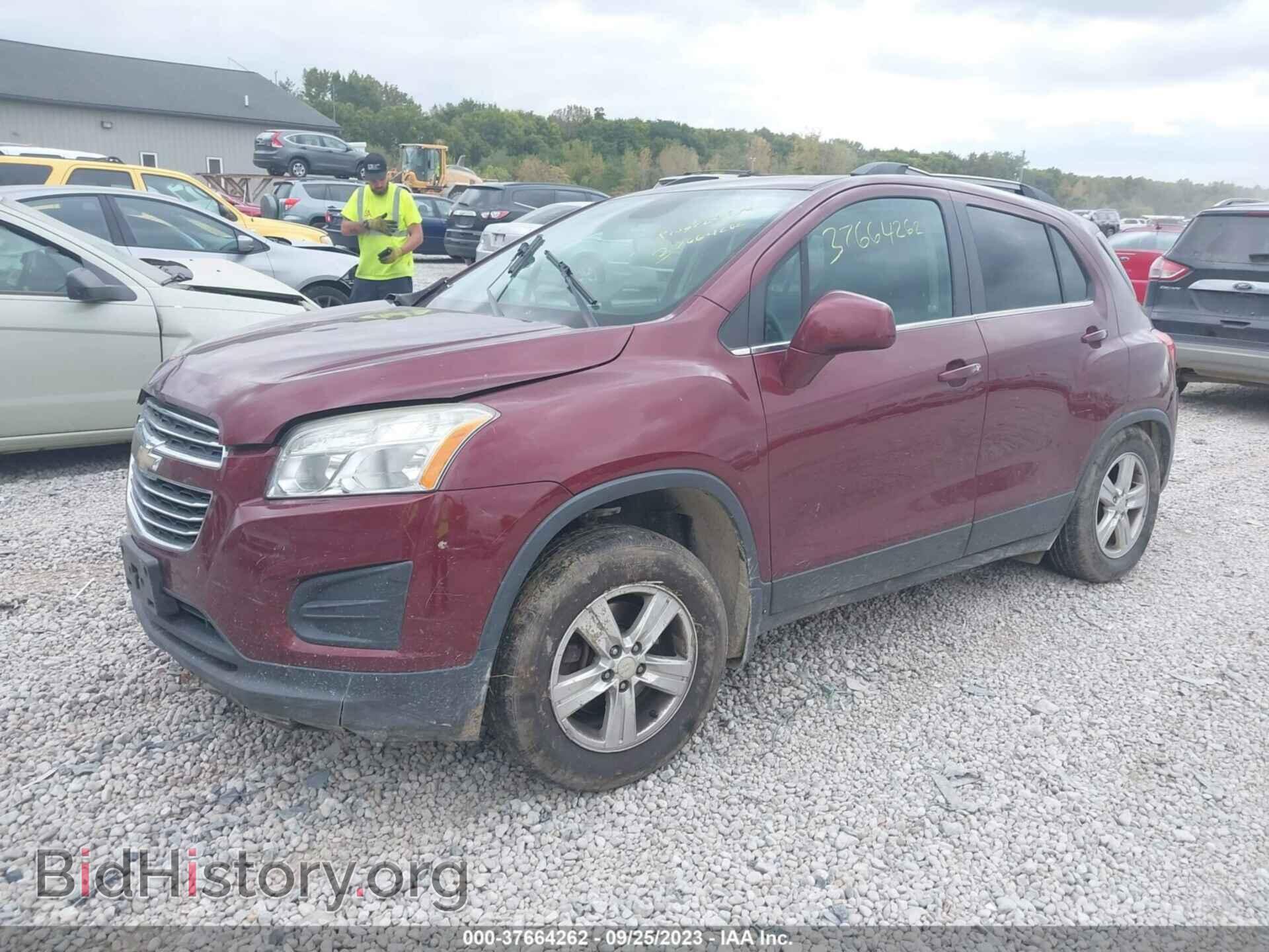 2016 CHEVROLET TRAX - VIN: 3GNCJPSB7GL114762 - Фото 2