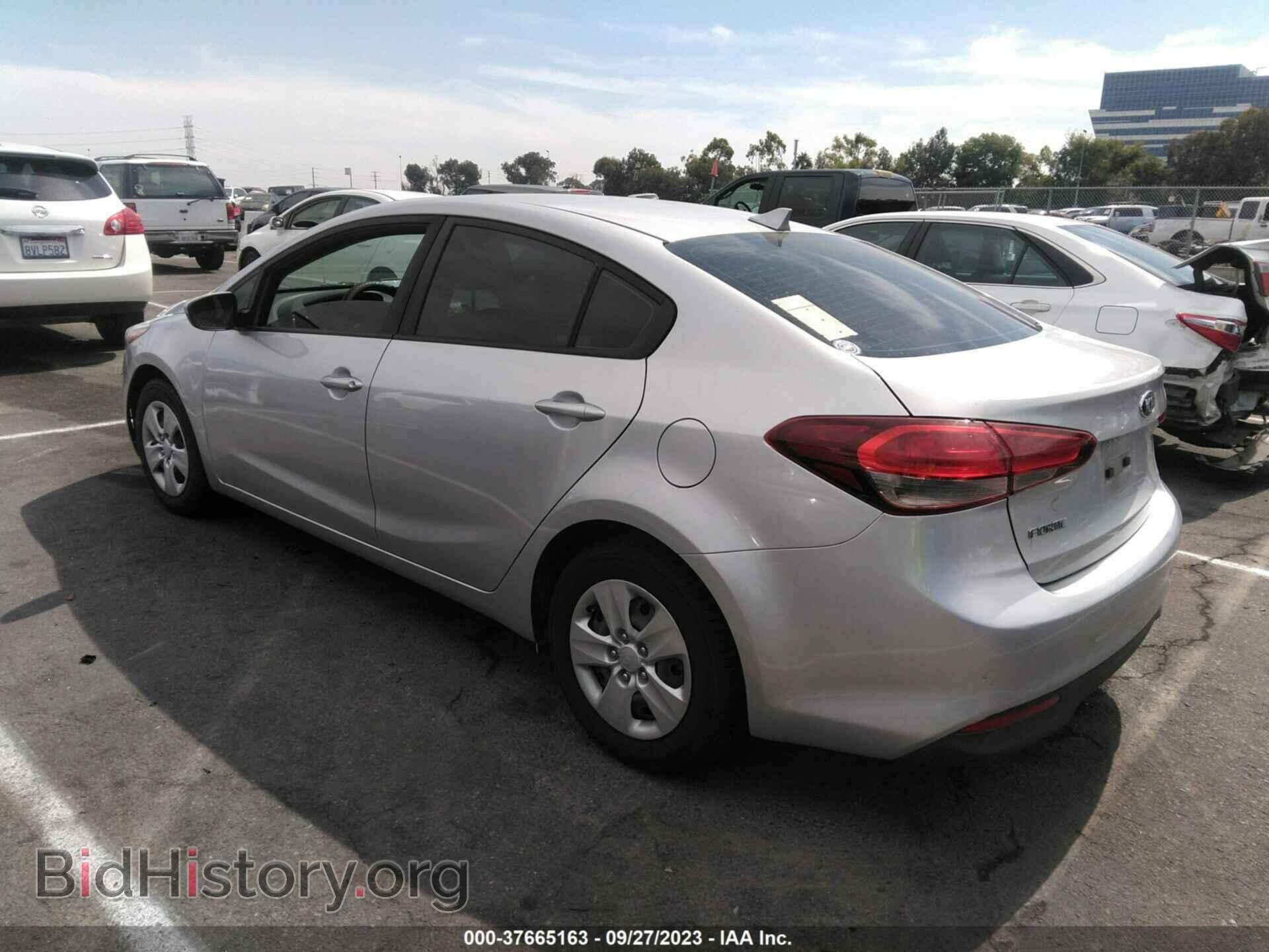 2017 KIA FORTE - VIN: 3KPFK4A75HE071009 - Фото 3