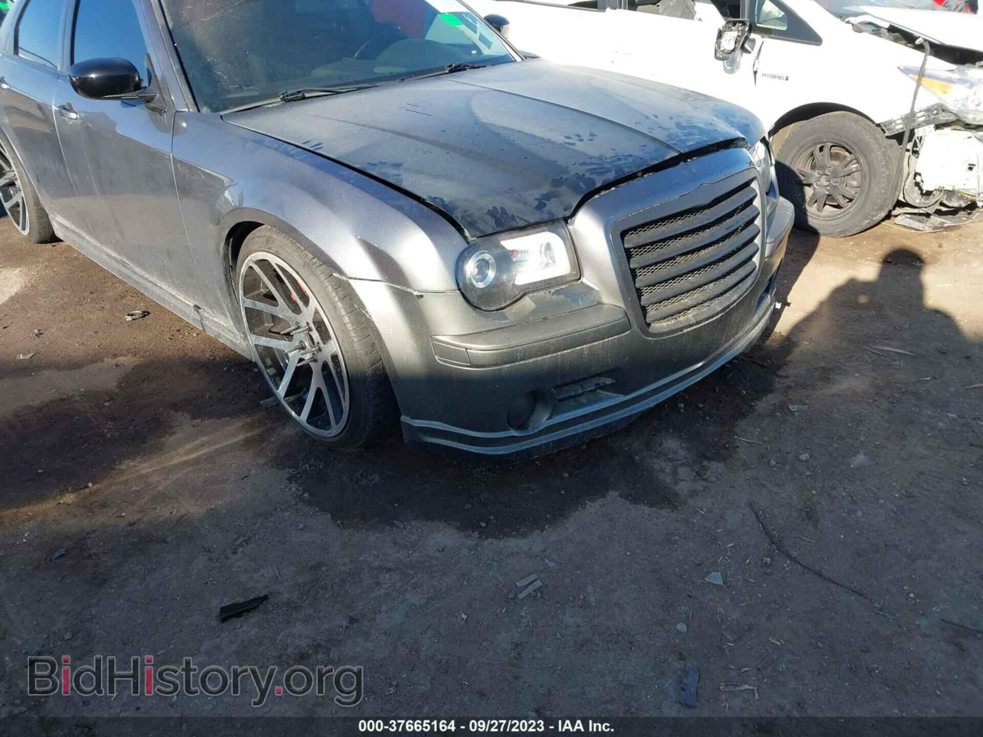 2006 CHRYSLER 300 - VIN: 2C3KA63H46H211432 - Photo 6