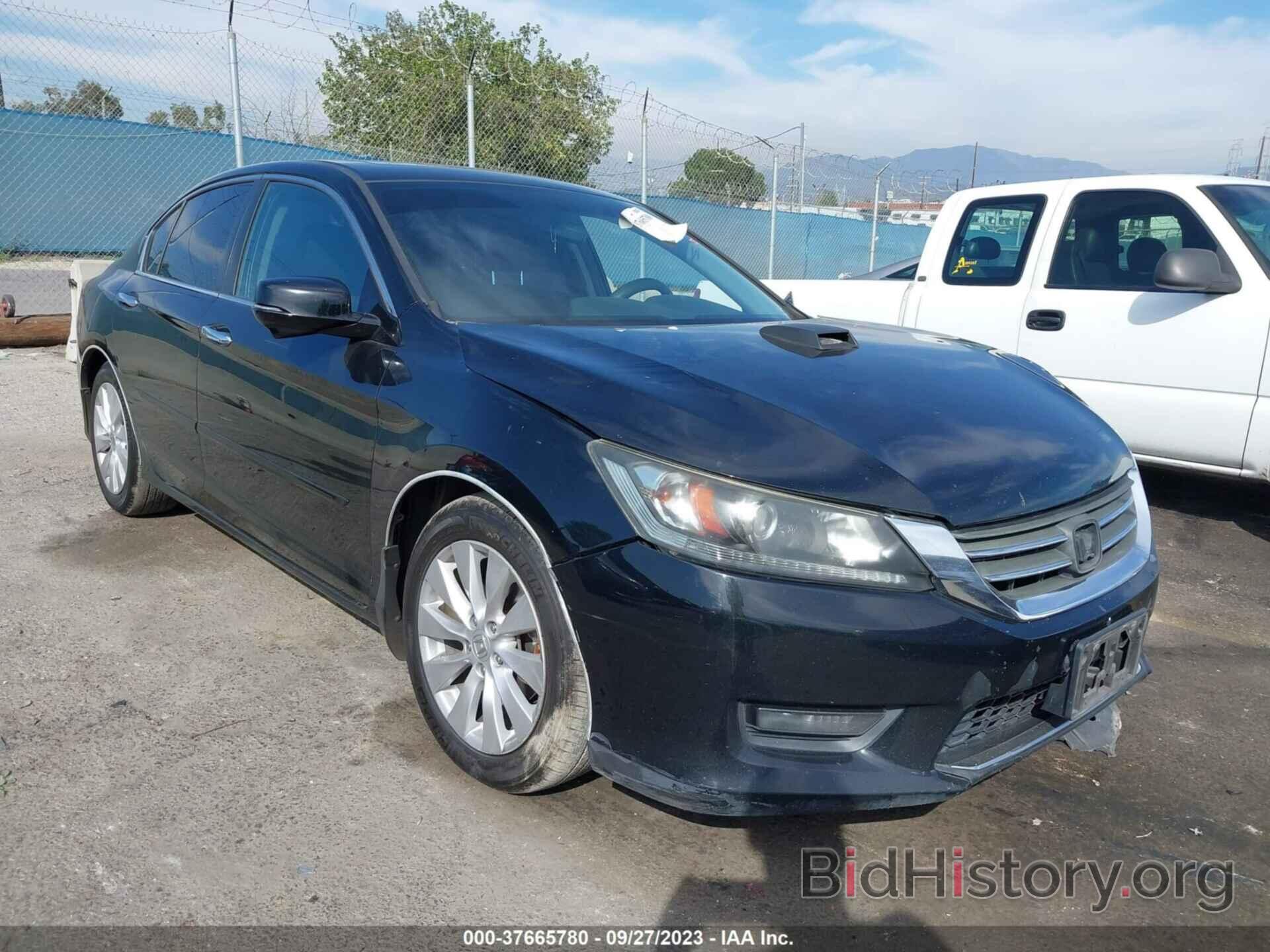 Photo 1HGCR2F73EA259068 - HONDA ACCORD SEDAN 2014