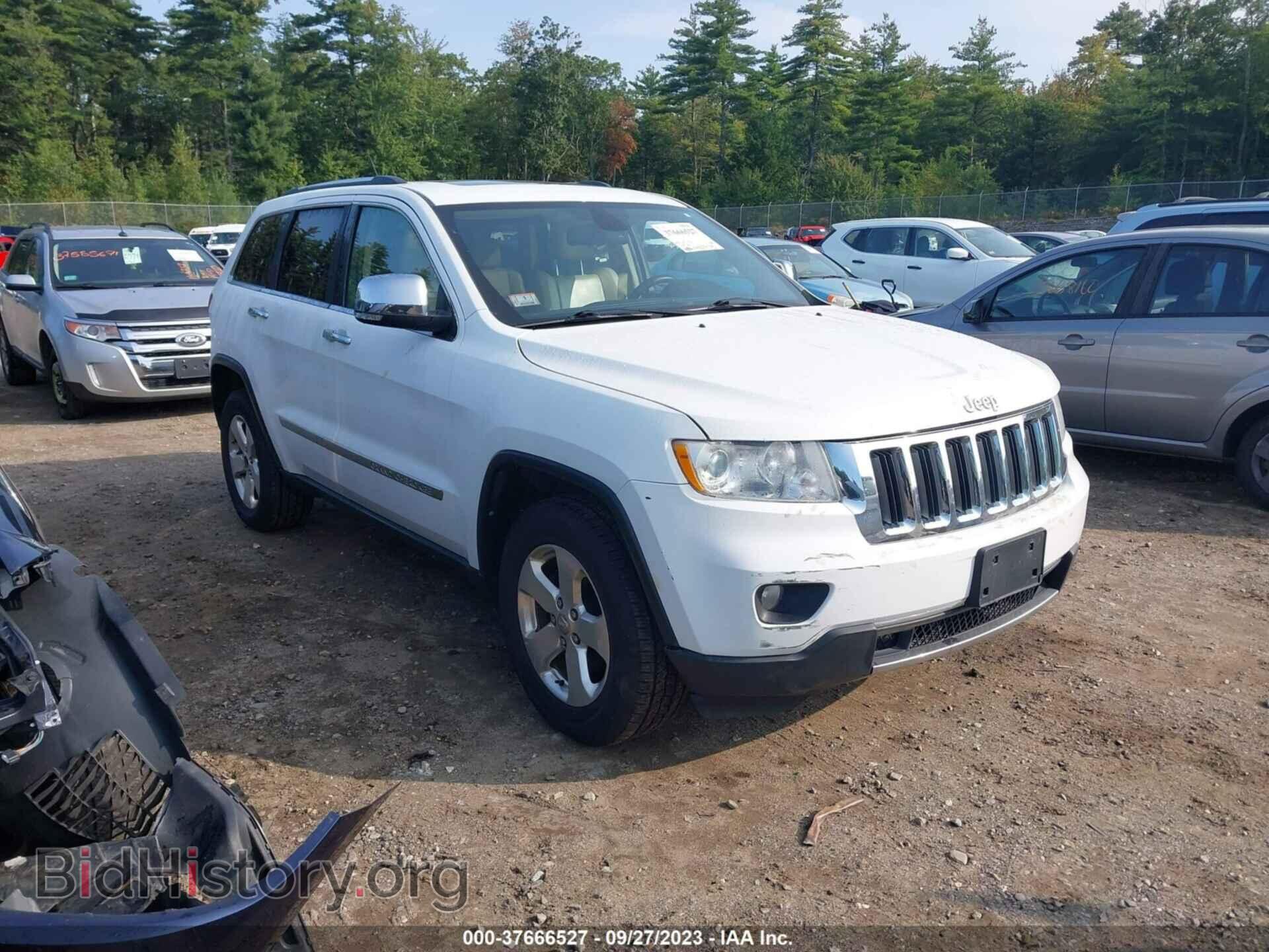 Photo 1C4RJFBG1DC525848 - JEEP GRAND CHEROKEE 2013