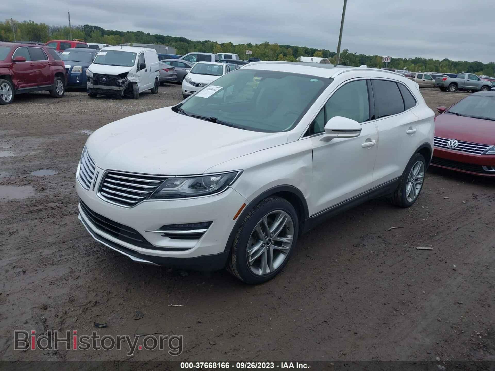 2017 LINCOLN MKC - VIN: 5LMCJ3D96HUL55837 - Photo 2